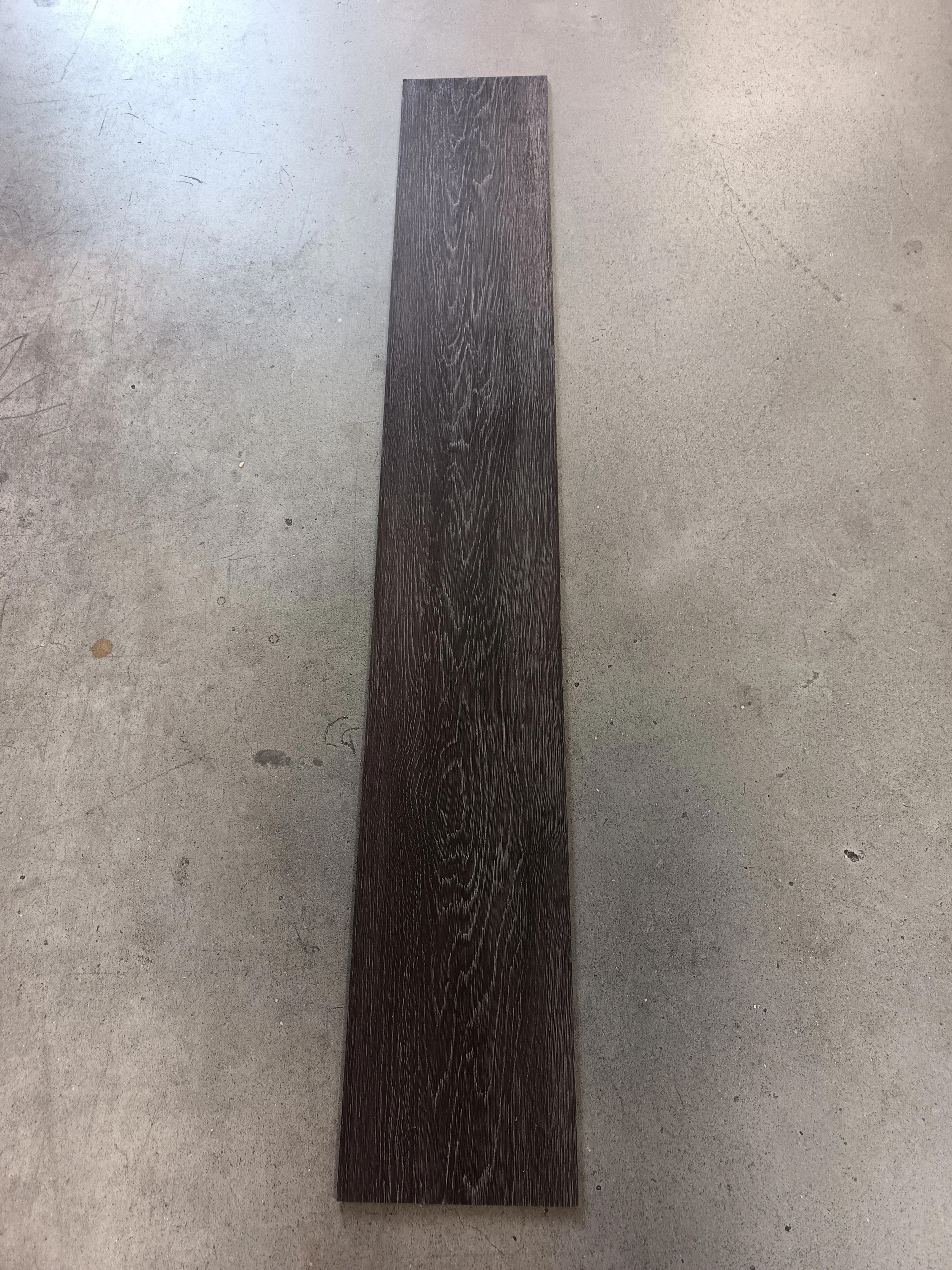 Dalle PVC gris foncé cérusé - 1200 x 180 mm - à coller - Image 4