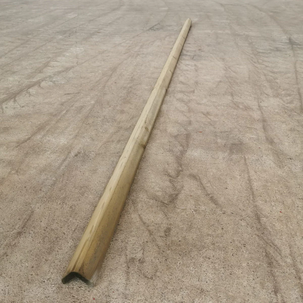 Cornière sapin classe 3 vert - 46x46 - L=2,4m