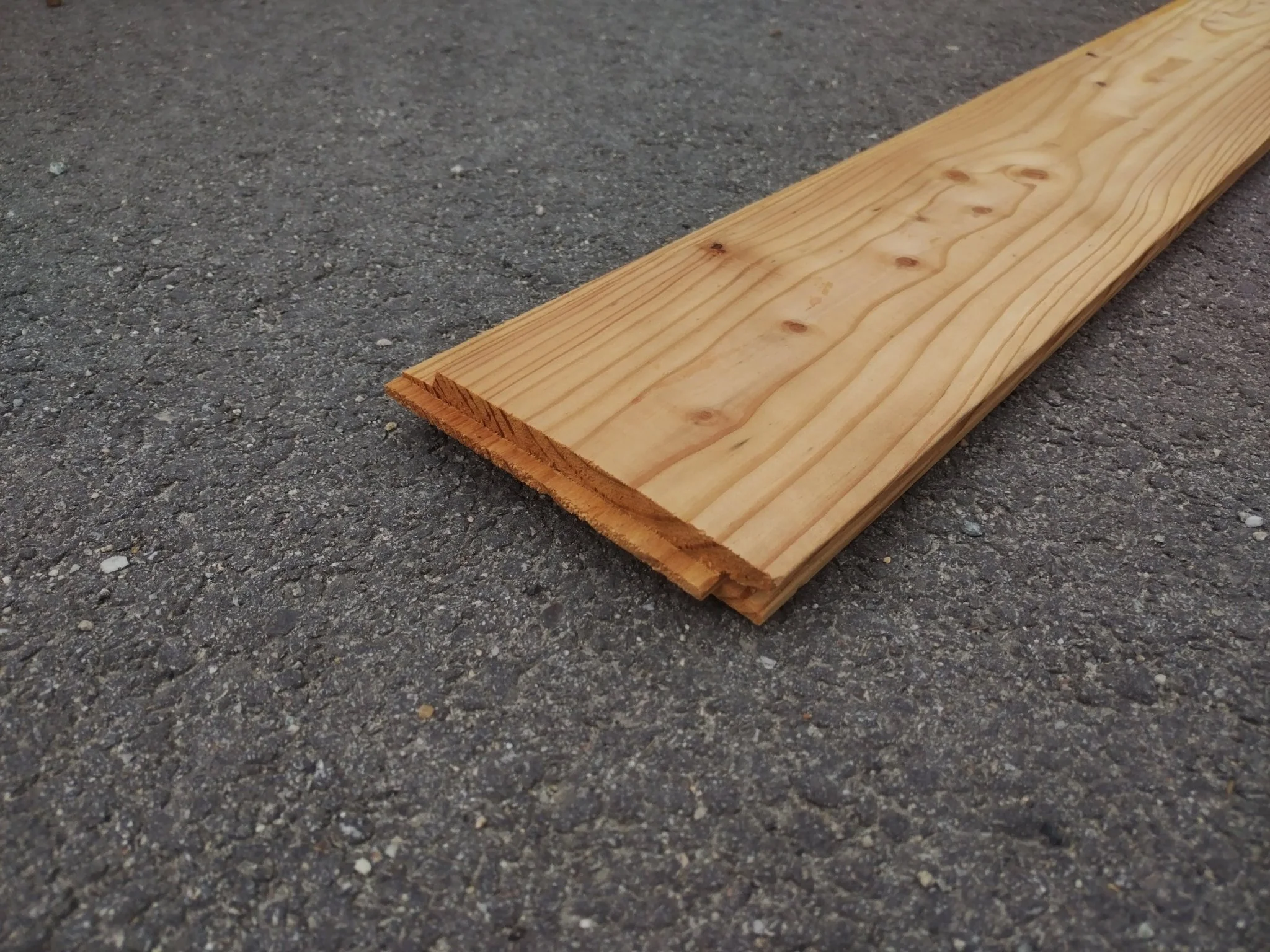 Bardage mélèze des Alpes rainuré en bout - 20x135 - L=5m (profil Phenix) - Image 2