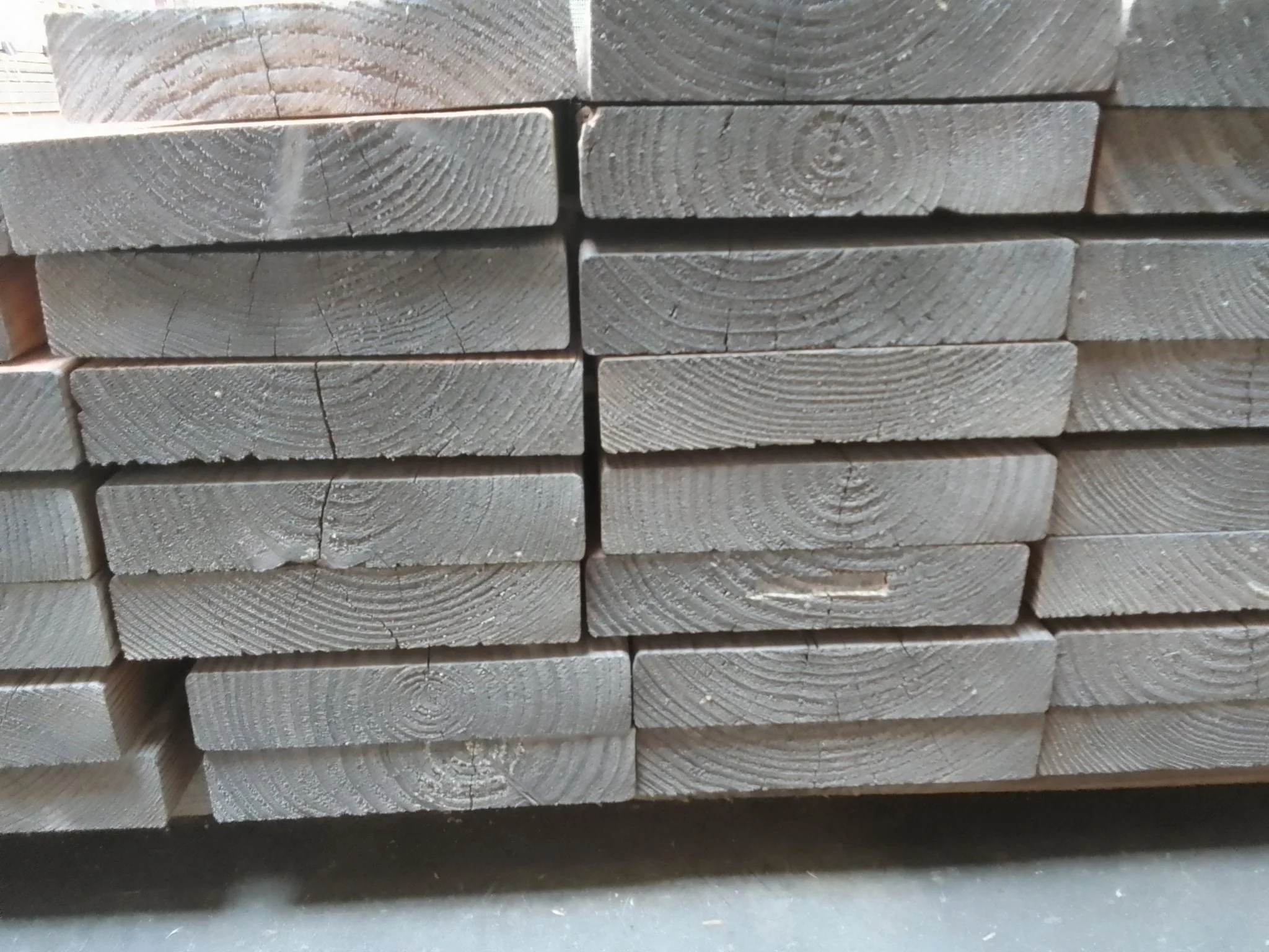 Bois d'ossature douglas classe 3- 45x220 - L=6m - Image 3