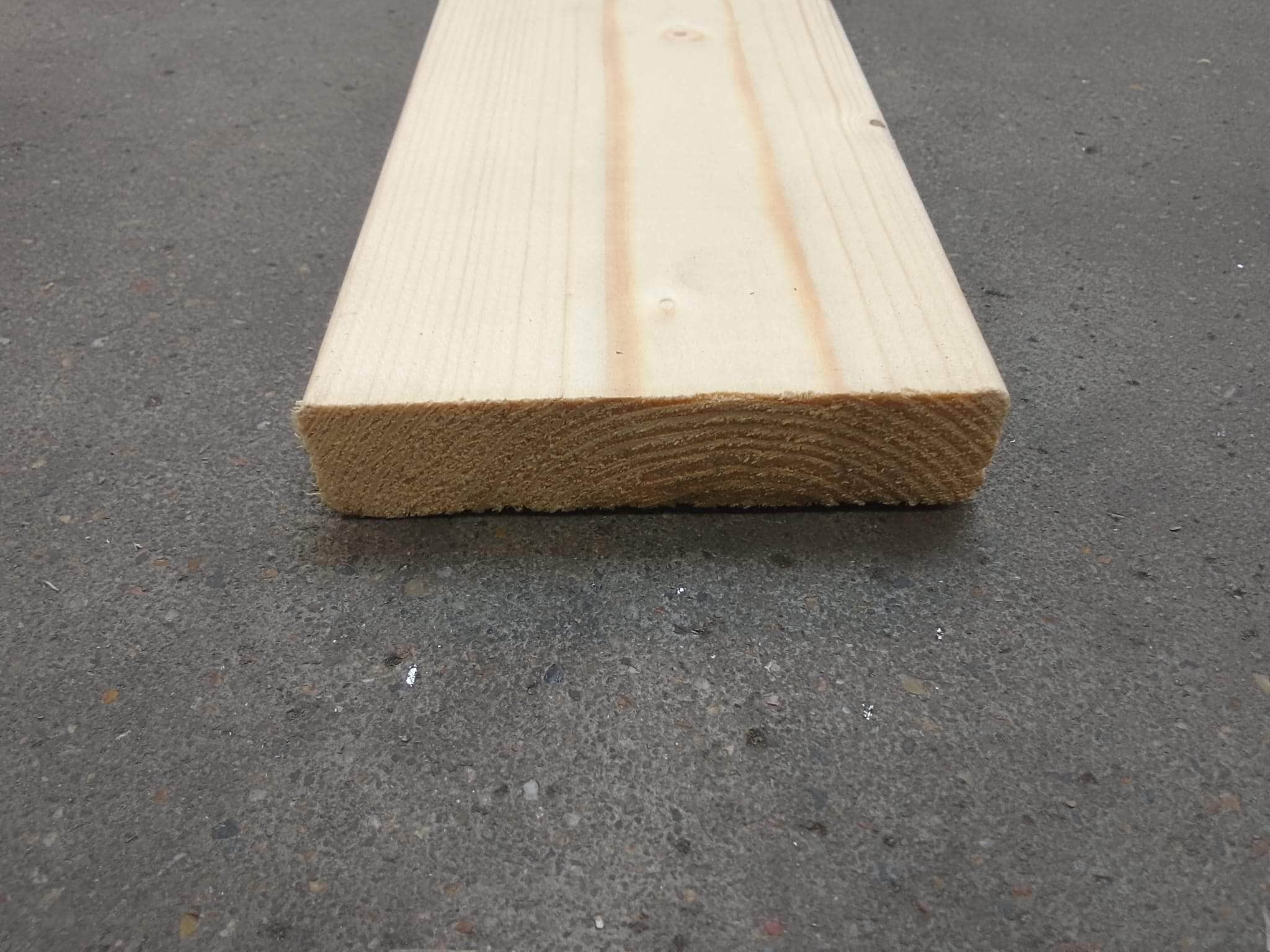 Planche Pin - 28x95 - L=1,37m - Image 2