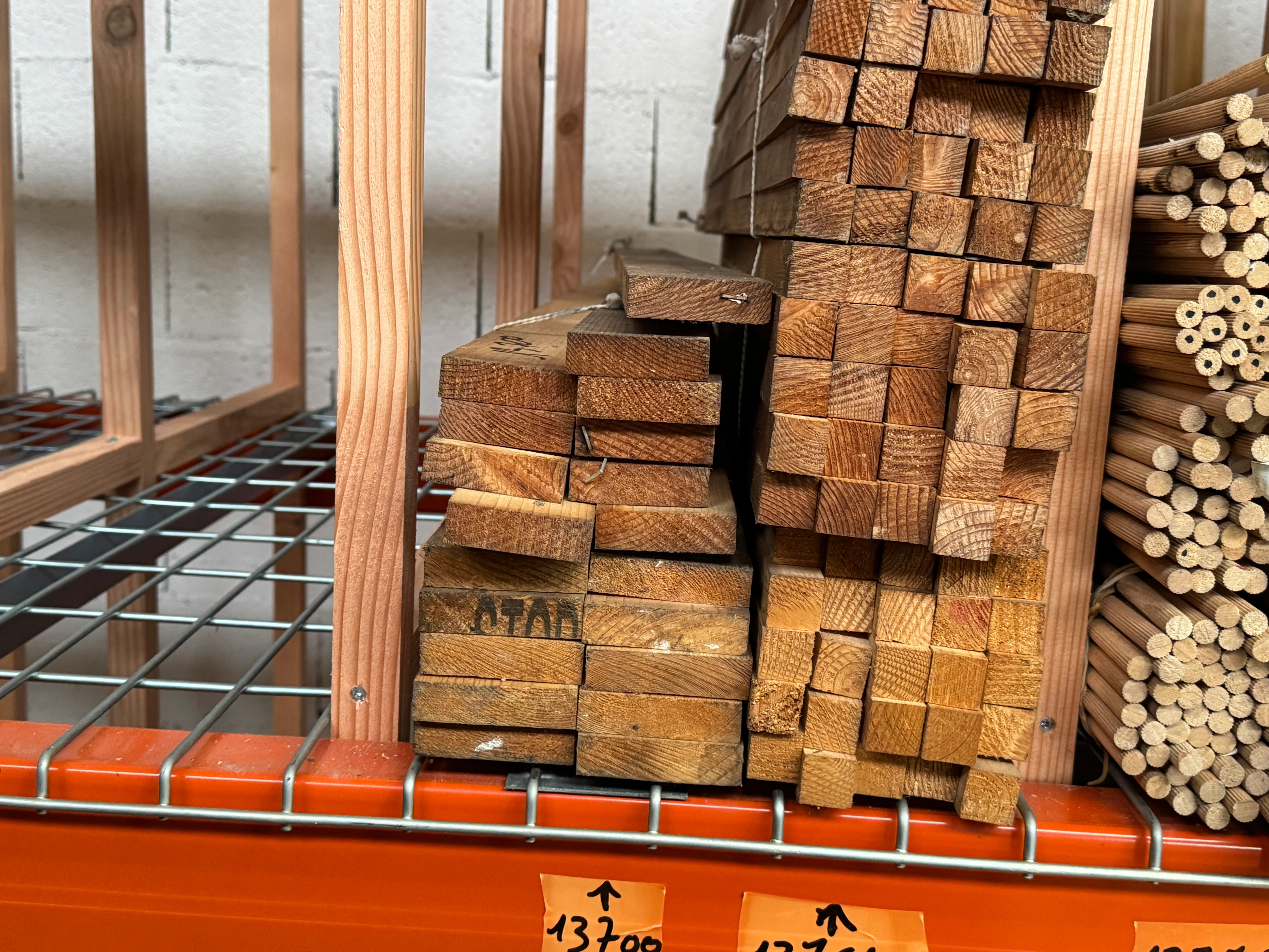 Planche sapin - 18x56 - L=1m - Image 3
