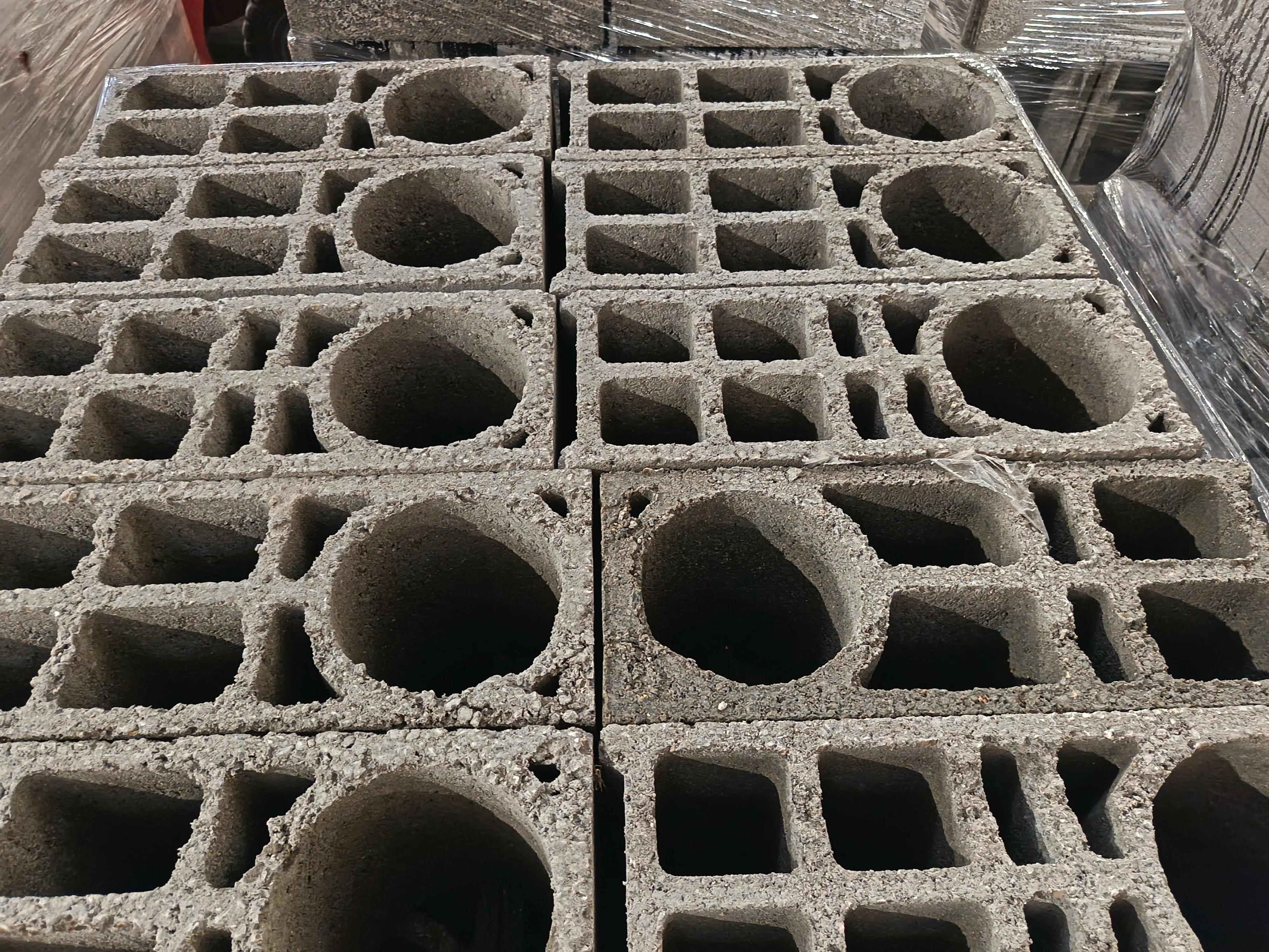 Parpaing  béton  - 500 x 200 x 250 mm (creux) - Image 3