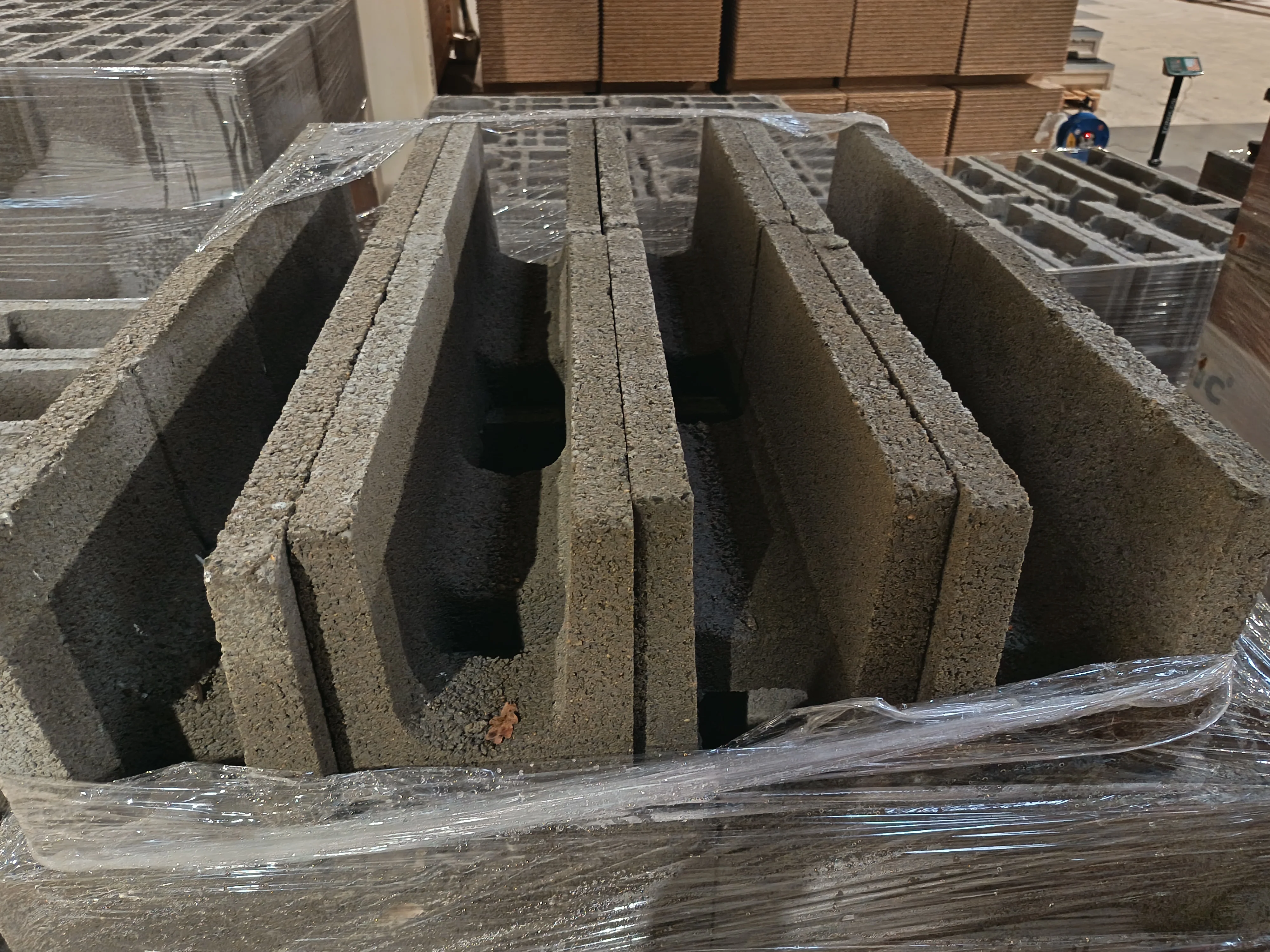 Parpaing  béton  - 500 x 200 x 250 mm (U chaînage) - Image 3