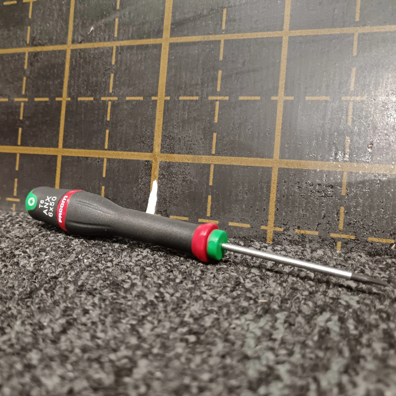 Tournevis PO. empreinte torx T6 - Facom