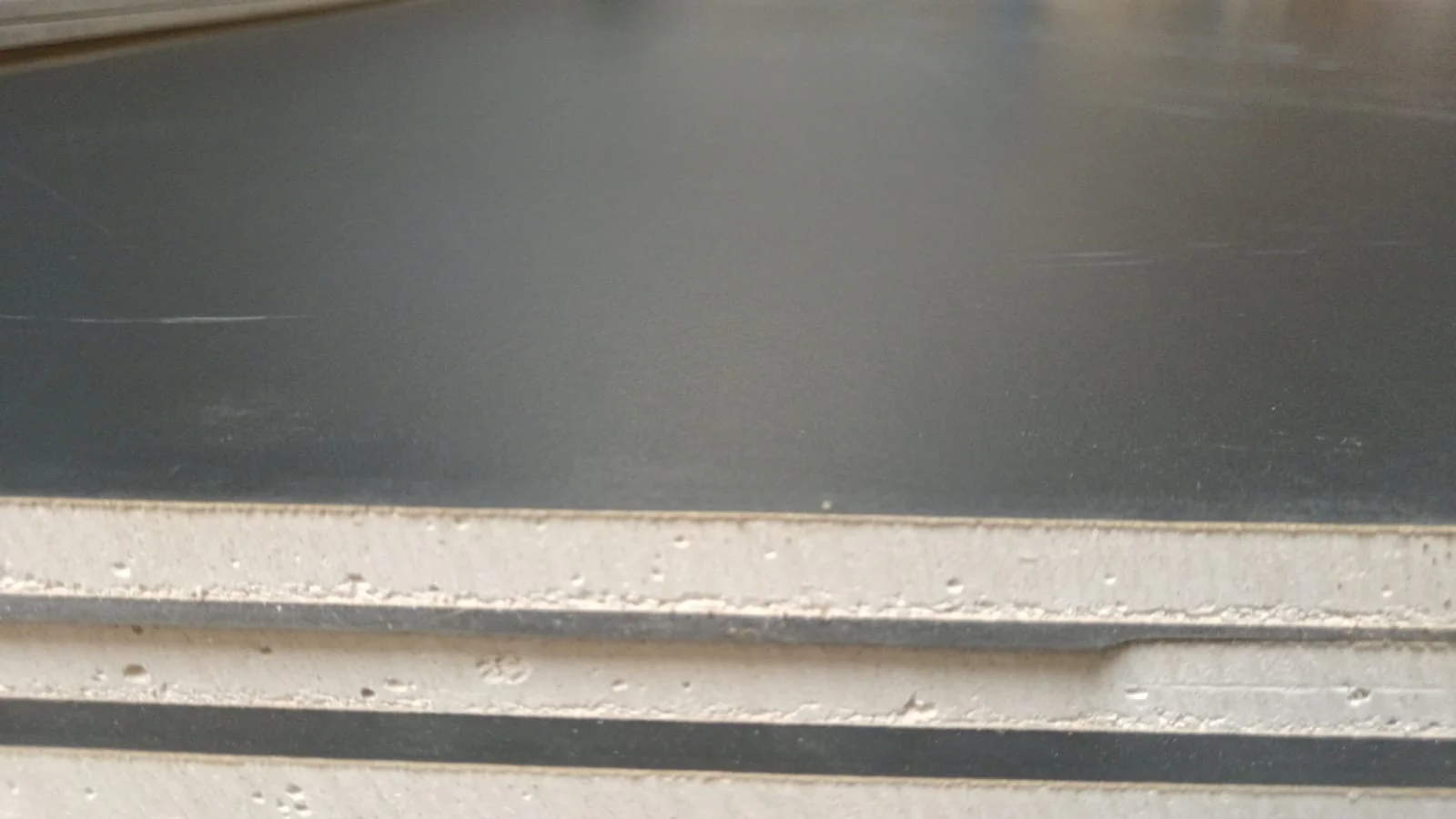 Plaque plâtre revêtement vinyle noir - 2650 x 1200 x 13 mm (BD13) - Image 2