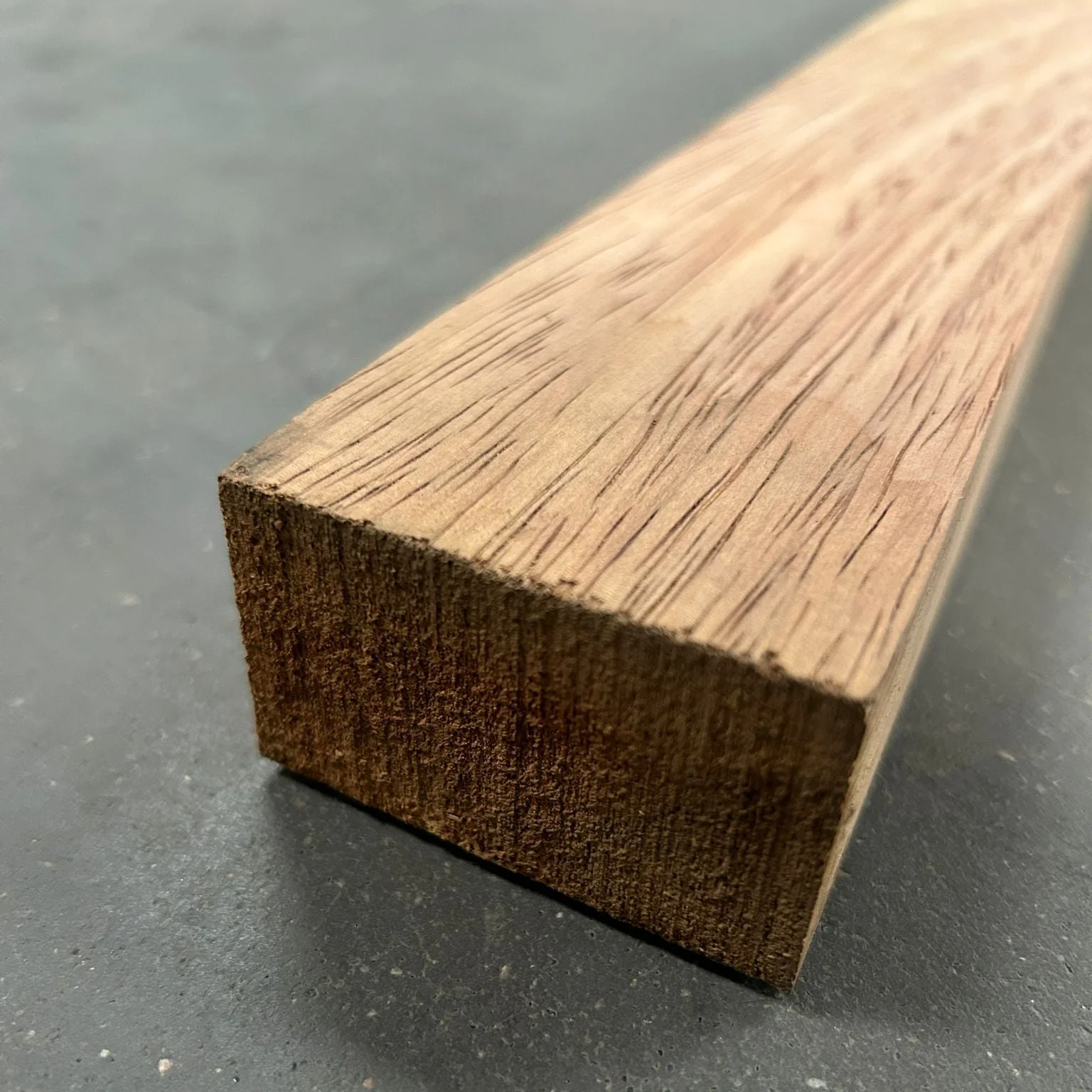 Lambourde bois exo Acajou classe 2 - 35x60 - L=1,05m