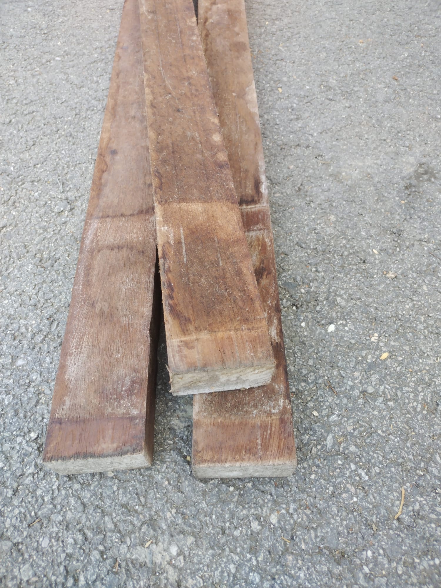 Lambourde bois exo Iroko classe 3 - 37x70 - L=3,05m - Image 5