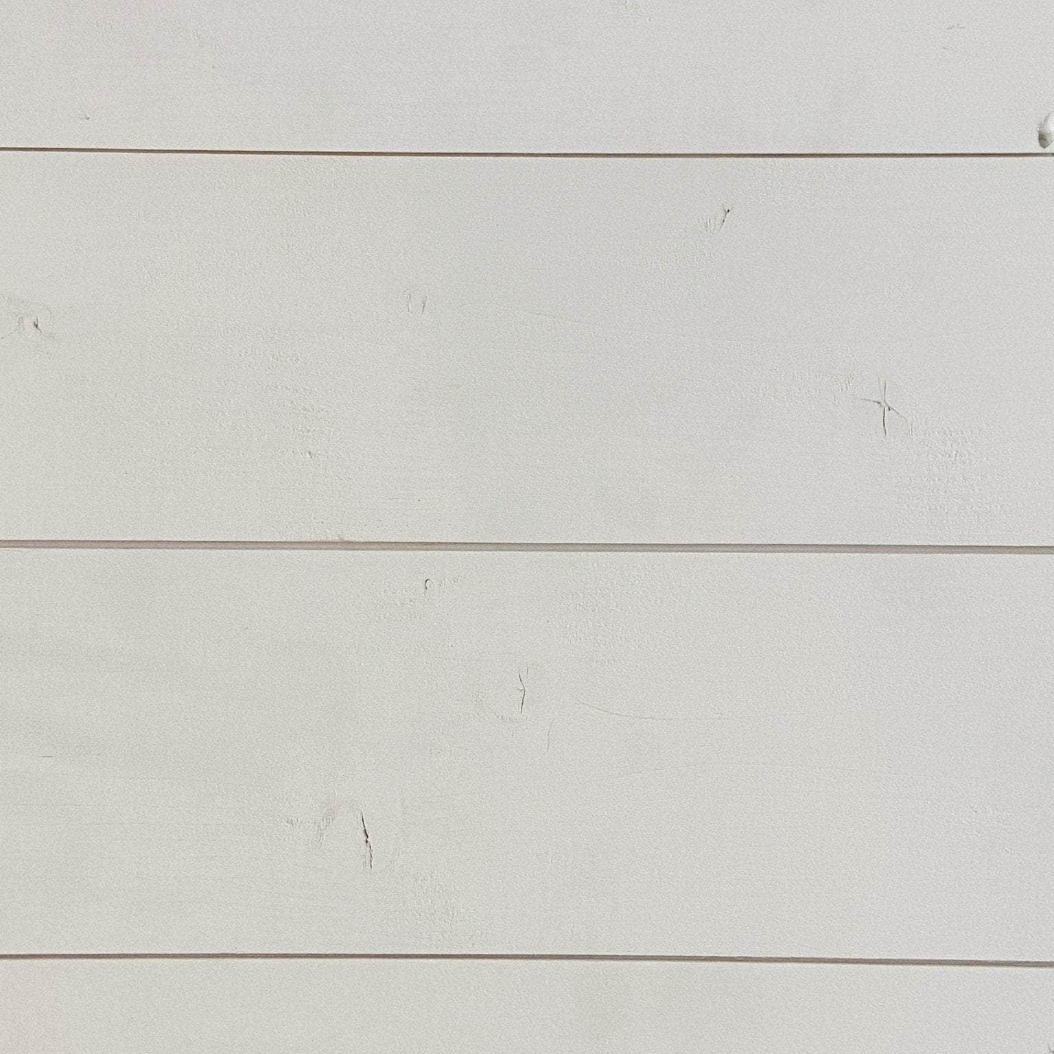 Lambris peint en blanc bois brut - 13x135 - L=2,53m