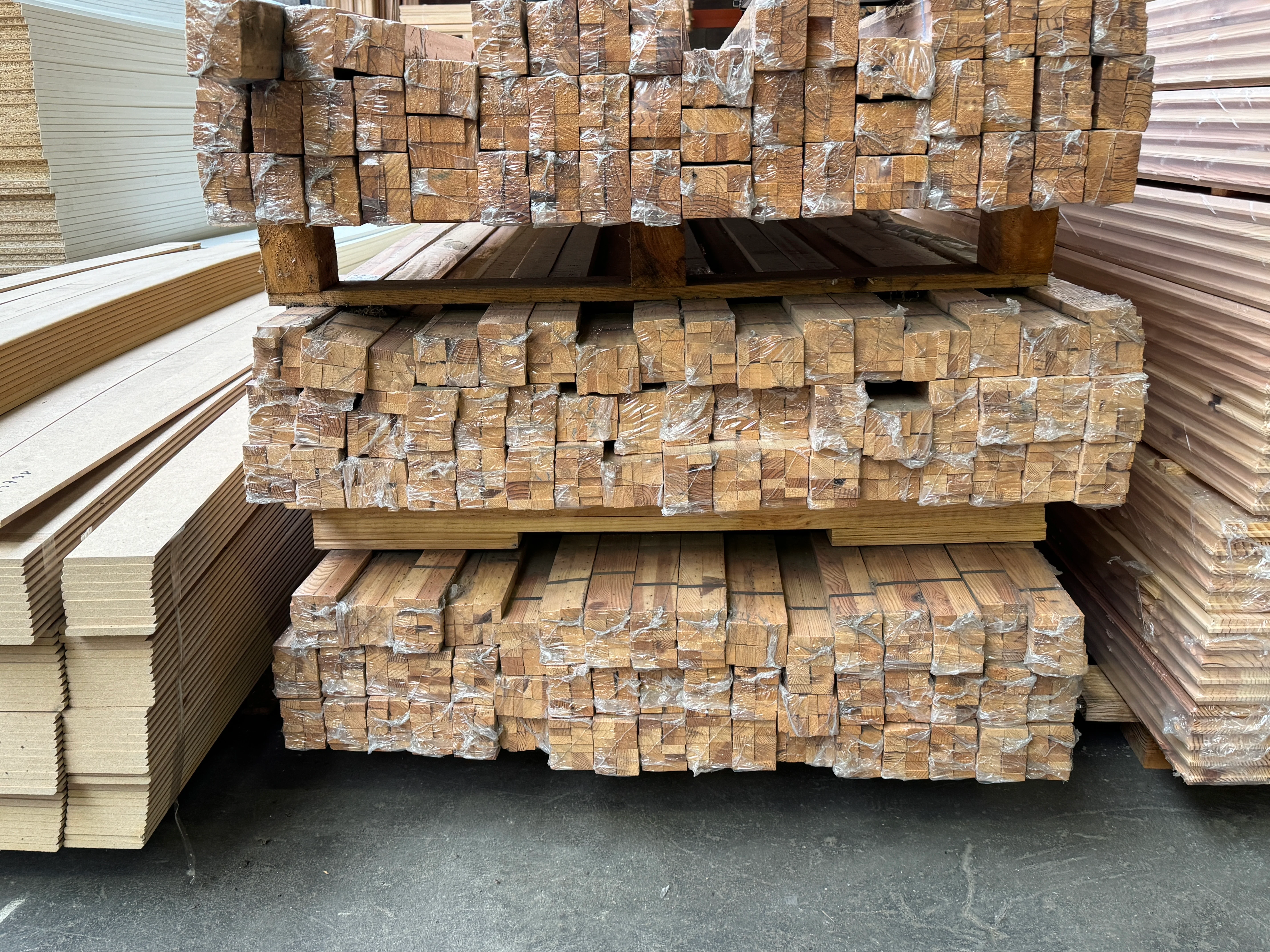 Lot de 12 lattes lambris pin maritime - 13x27 - L=2m - Image 2