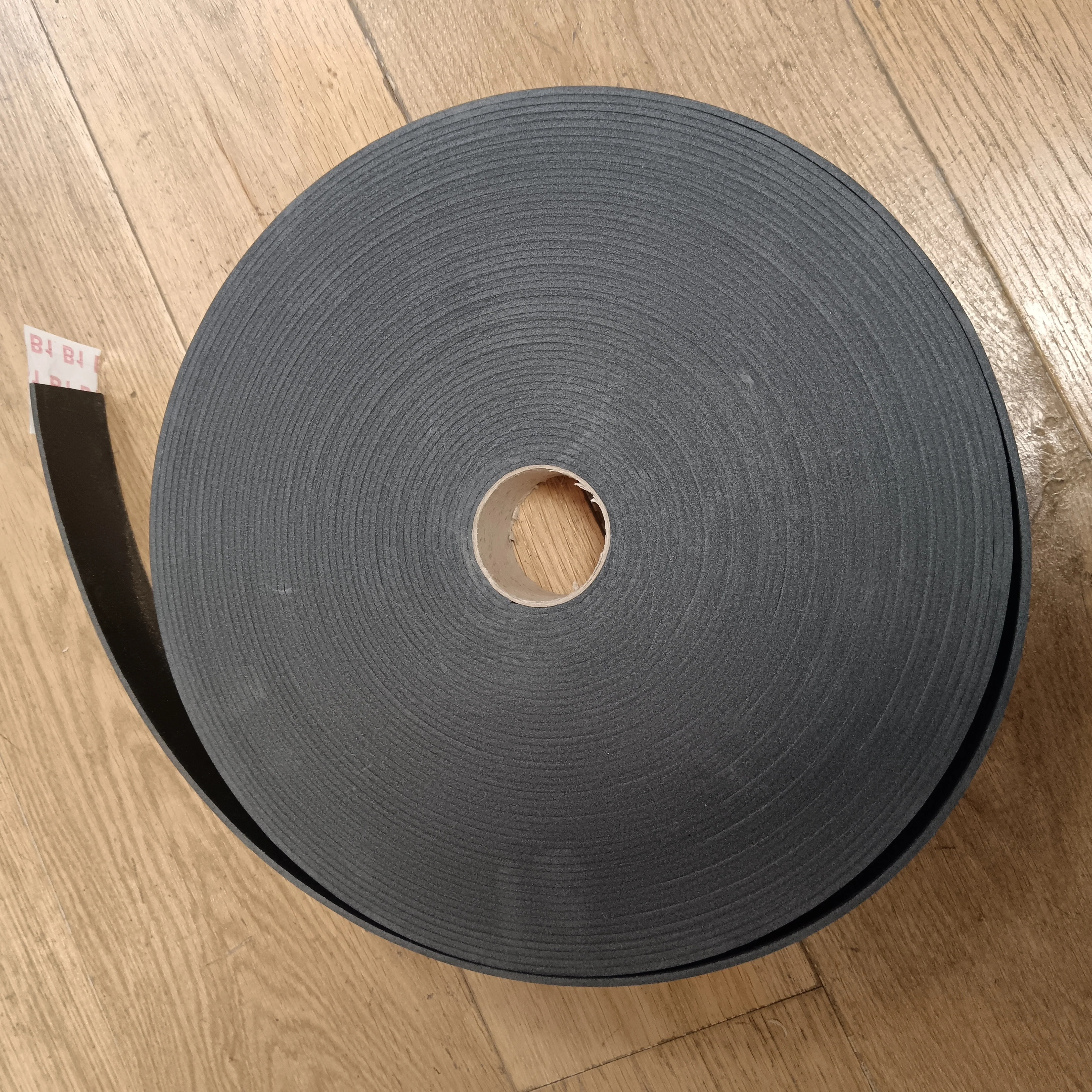 Ruban isolant acoustique noir - 30 000 x 48 x 2 mm