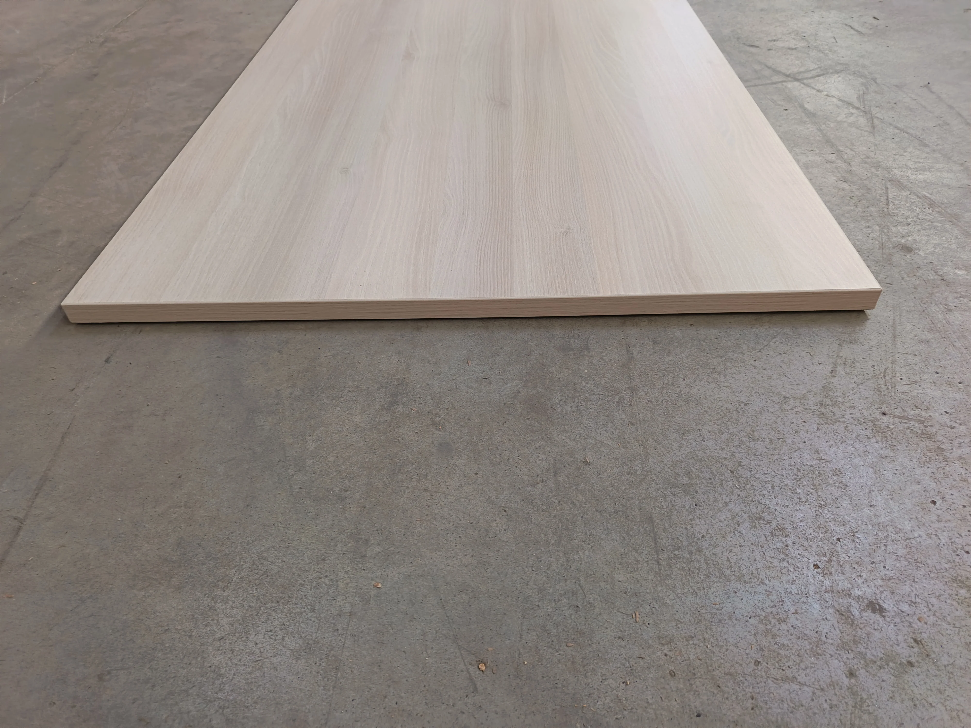 Plan de travail aggloméré Chêne blanc - 1600 x 800 x 25 mm - Image 3
