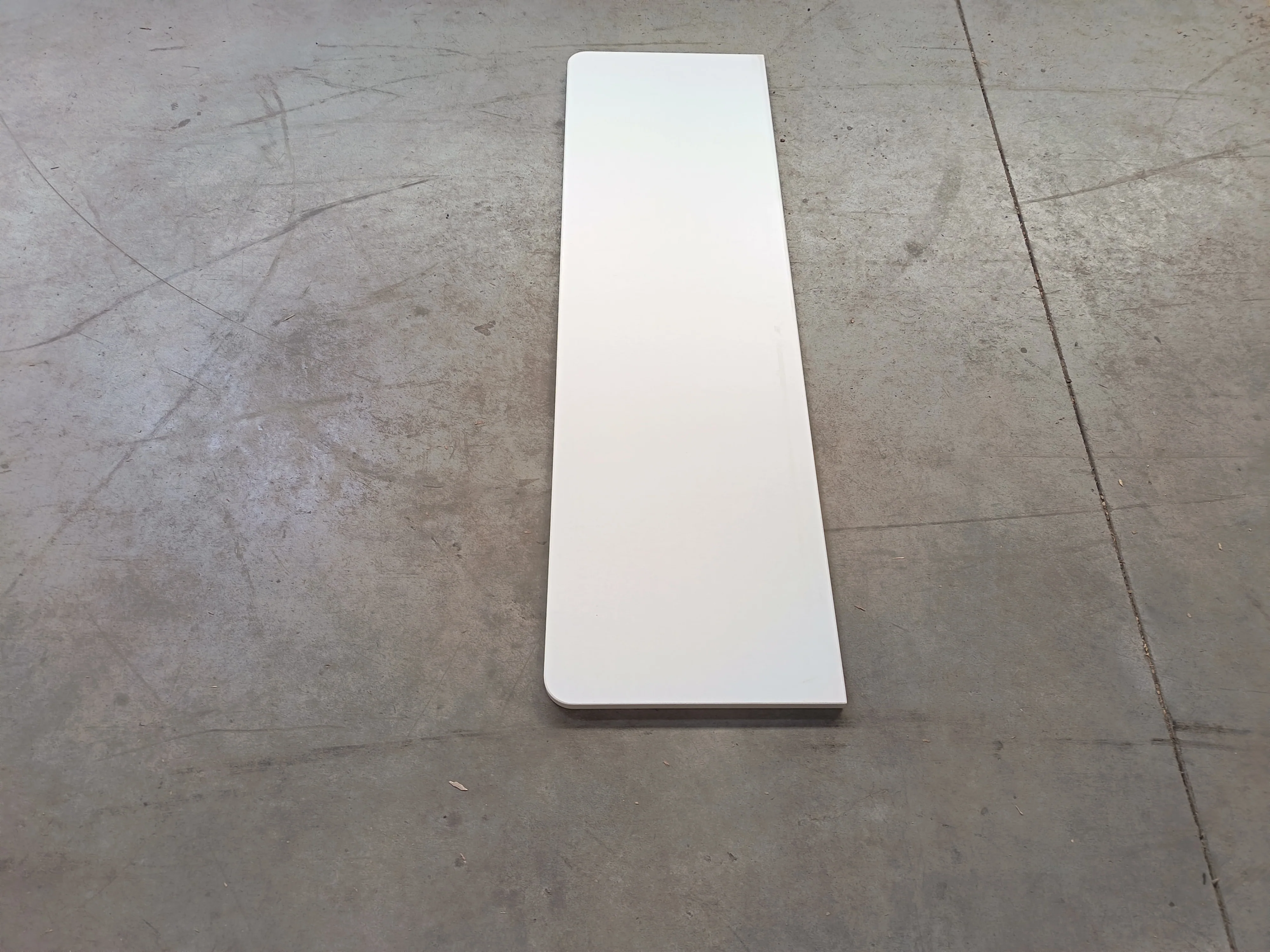 Tablette aggloméré blanc - 1200 x 360 x 18 mm (bord arrondi) - Image 3