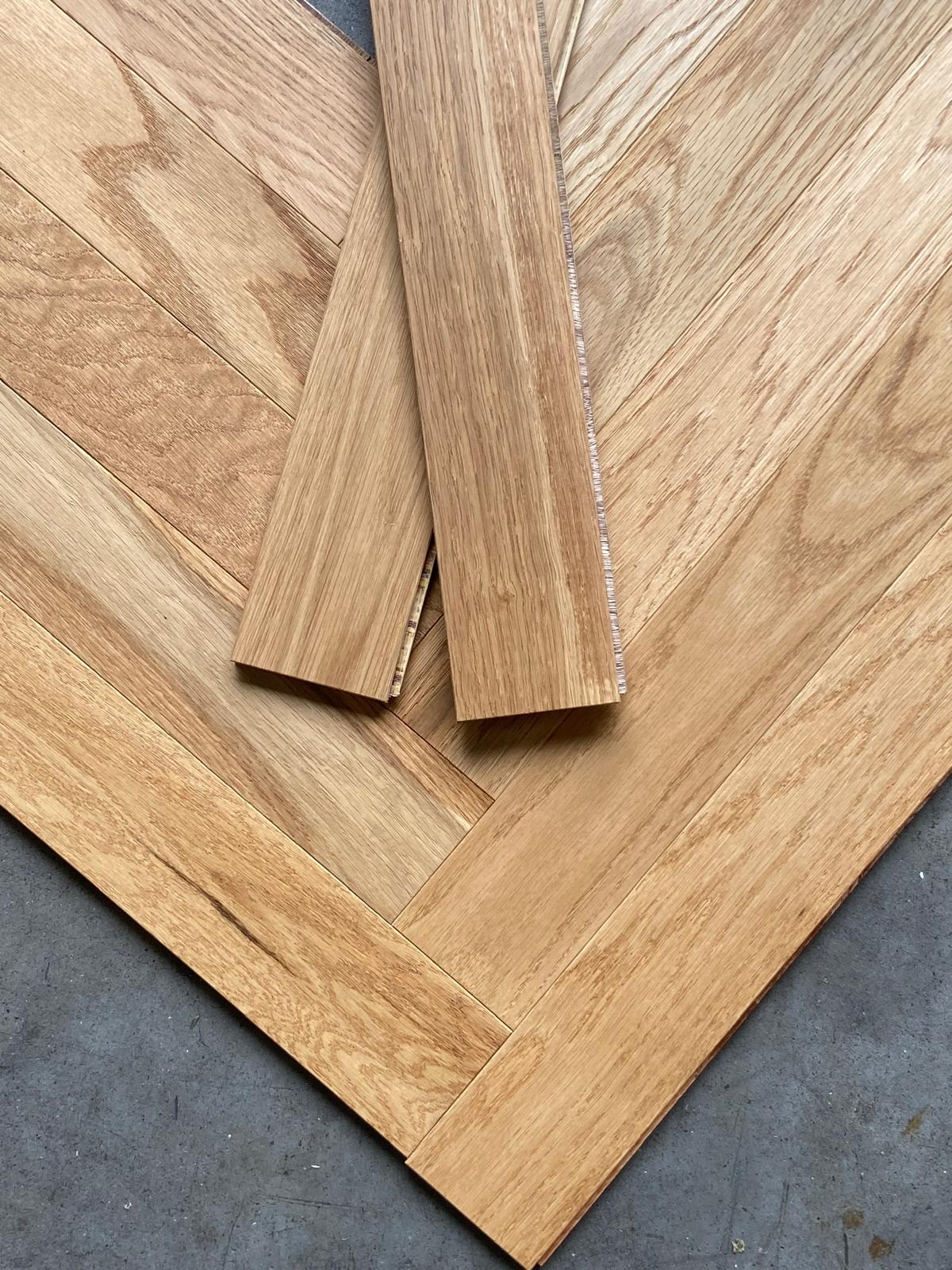 Contrecollé Bâton Rompu chêne européen verni incolore - 600 x 90 x 14/3 mm (24 lames / botte) - Image 4