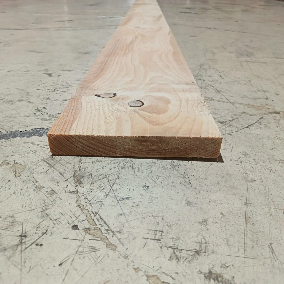 Planche épicéa brut - 27x200 - L=4,0m