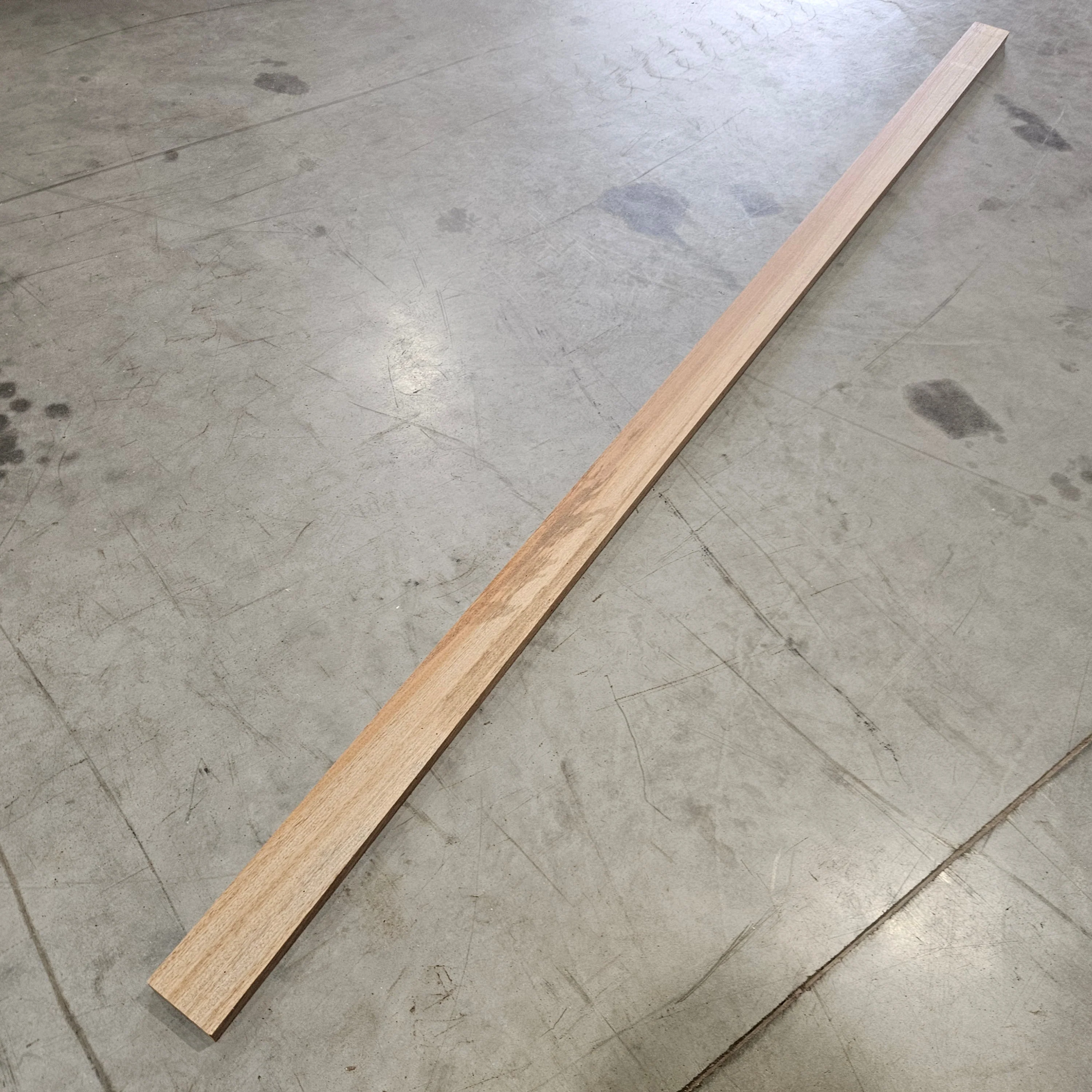 Planche exotique bois massif - 20 x 75 - L=2m (raboté 4 faces)