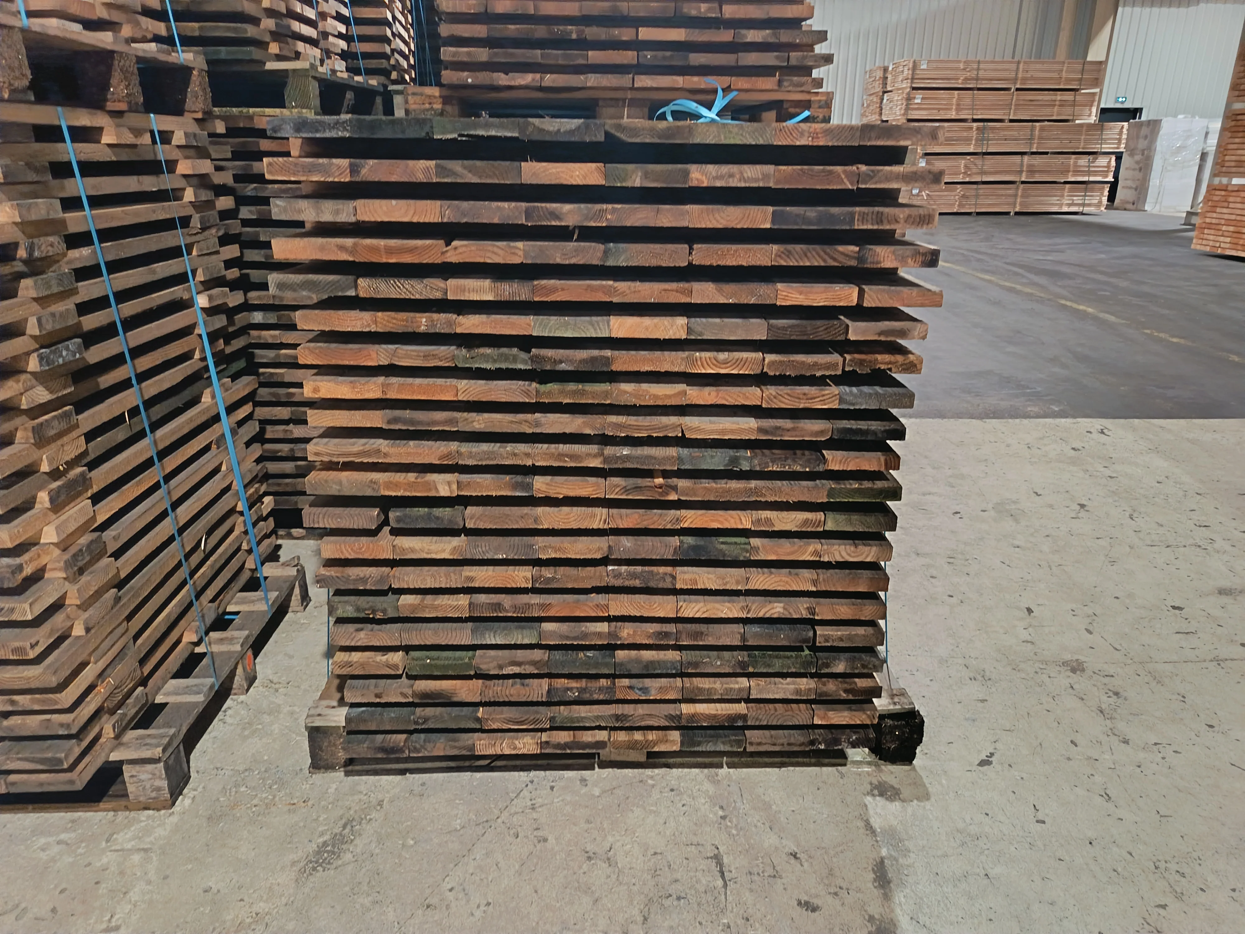 Planche resineux bois massif - 25 x 125 - L=1m (brut de sciage) - Image 3