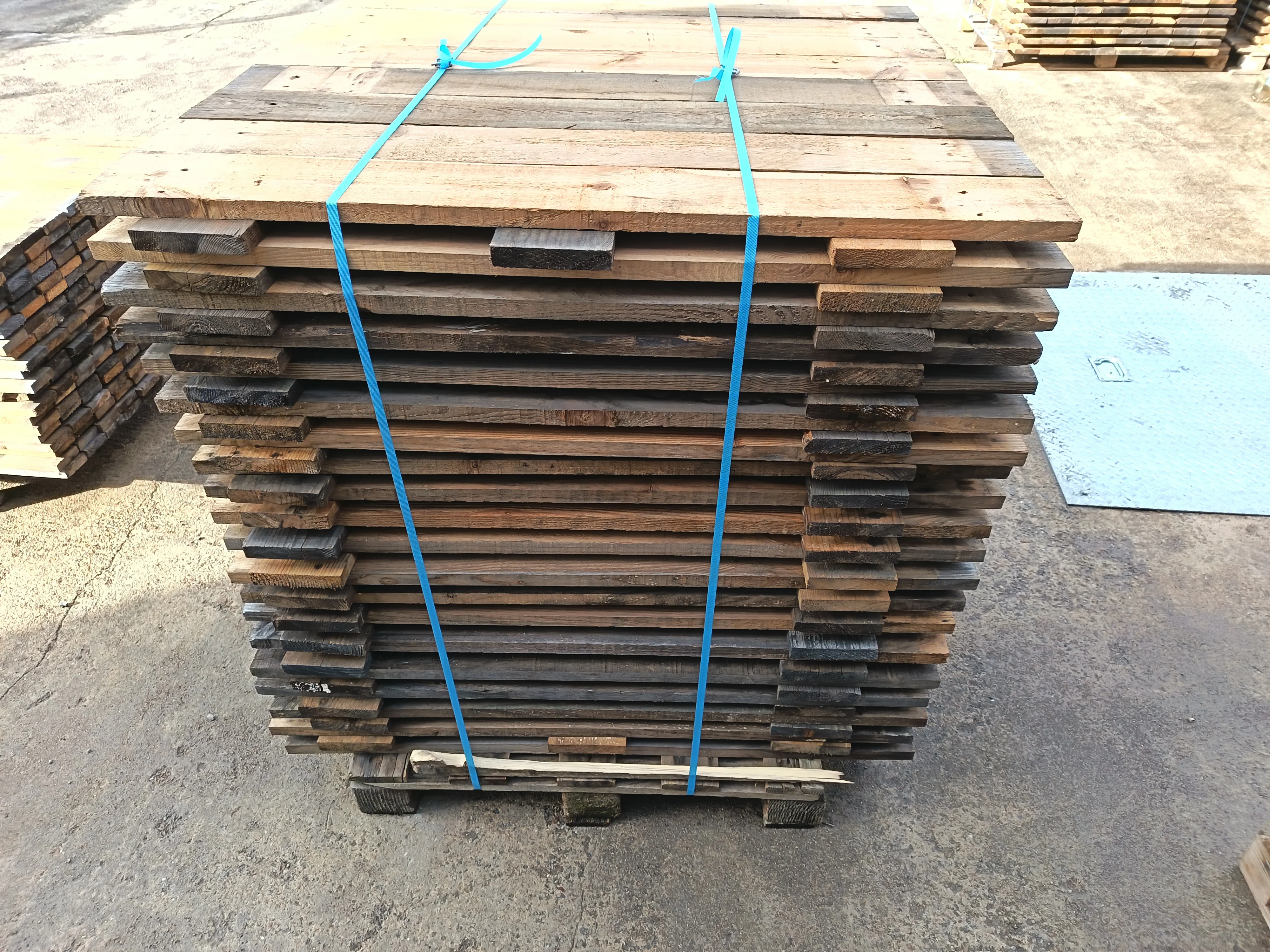 Planche resineux bois massif - 25 x 127 - L=1m (brut de sciage) - Image 3