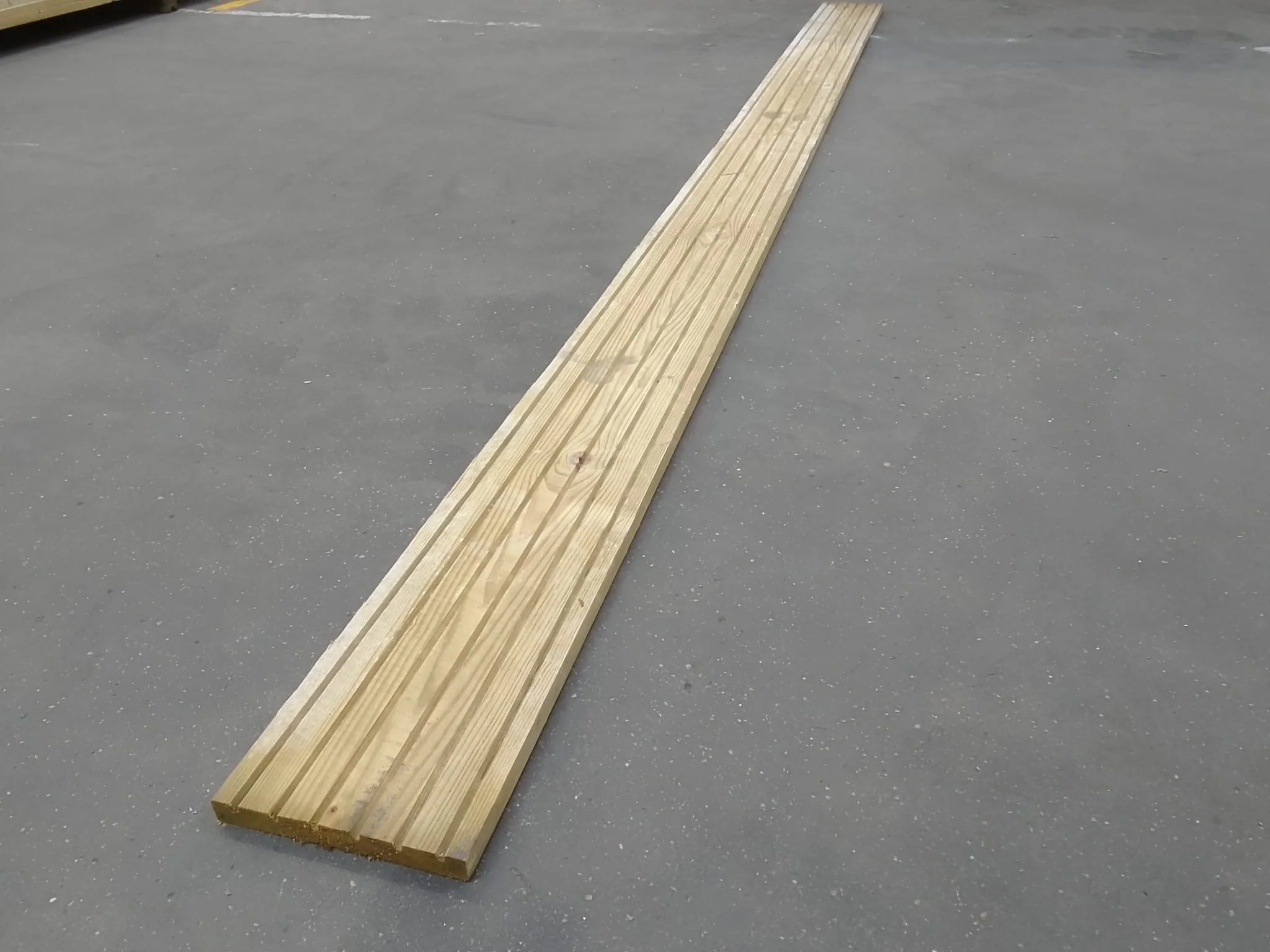 Planche pin classe 3 bronze - 18x150 - L=2,27m - Image 4