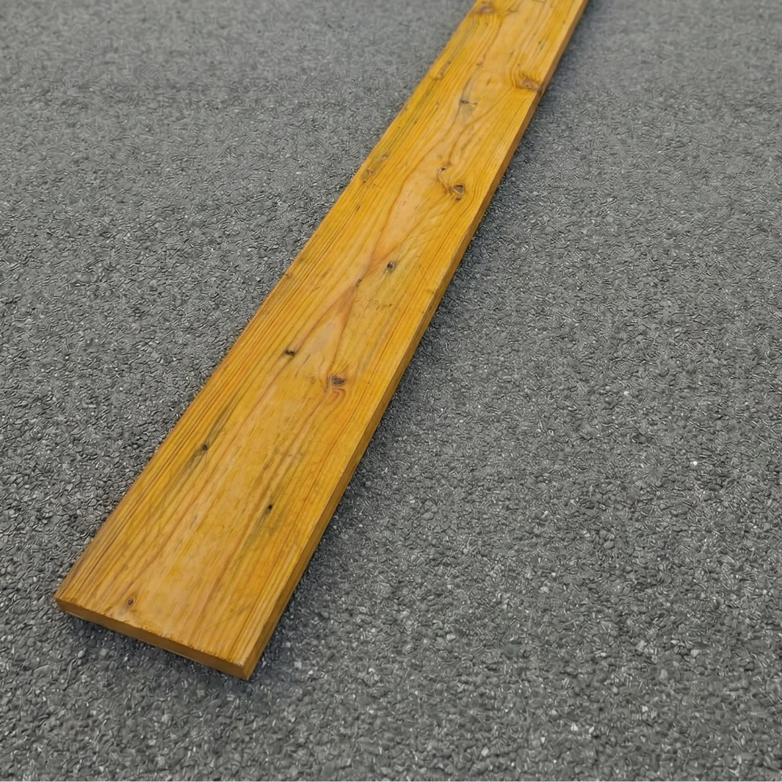 Planche sapin traité classe 2  - 27x150 - L=3m