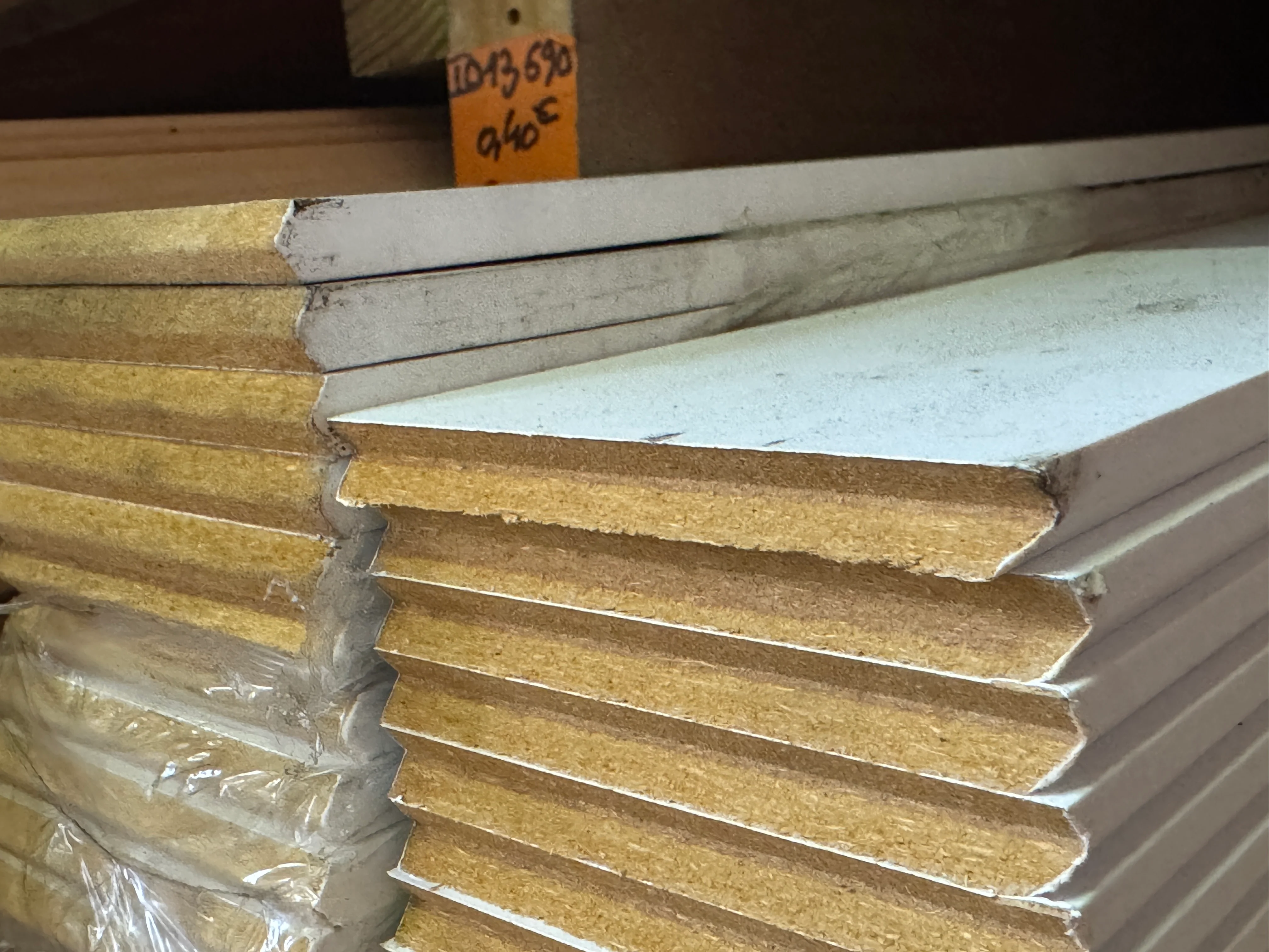 Plinthe MDF Blanc - 9x90 - L=2,2m - Image 3