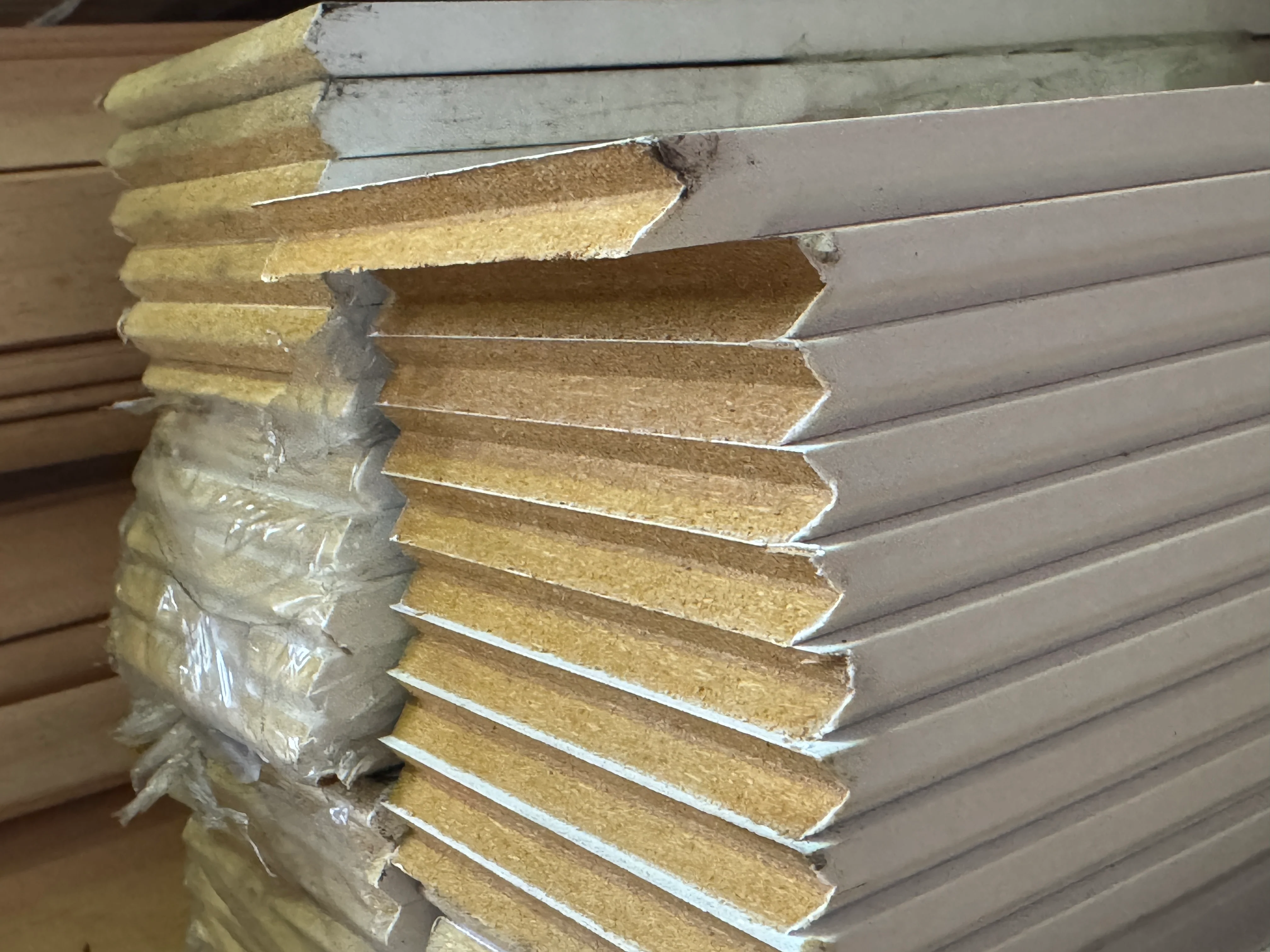 Plinthe MDF Blanc - 9x90 - L=2,2m - Image 4