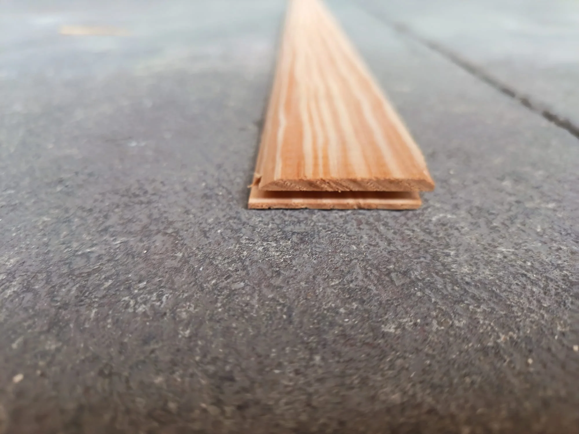 Plinthe pin - 9x68 - L=2m - Image 3