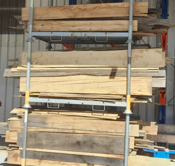 Planche bois de chauffage chêne (brut de sciage) - Image 2