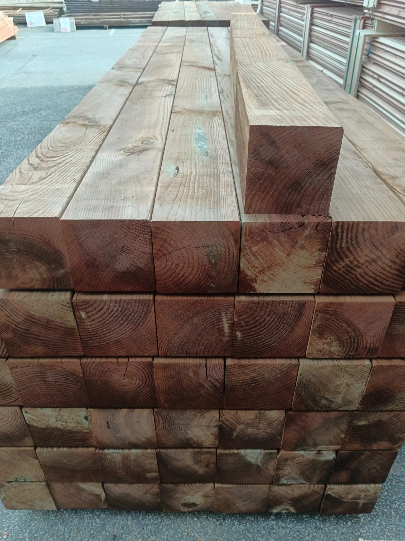 Poteau pin marron classe 4 - 145x145 - L=2,5m - Image 3