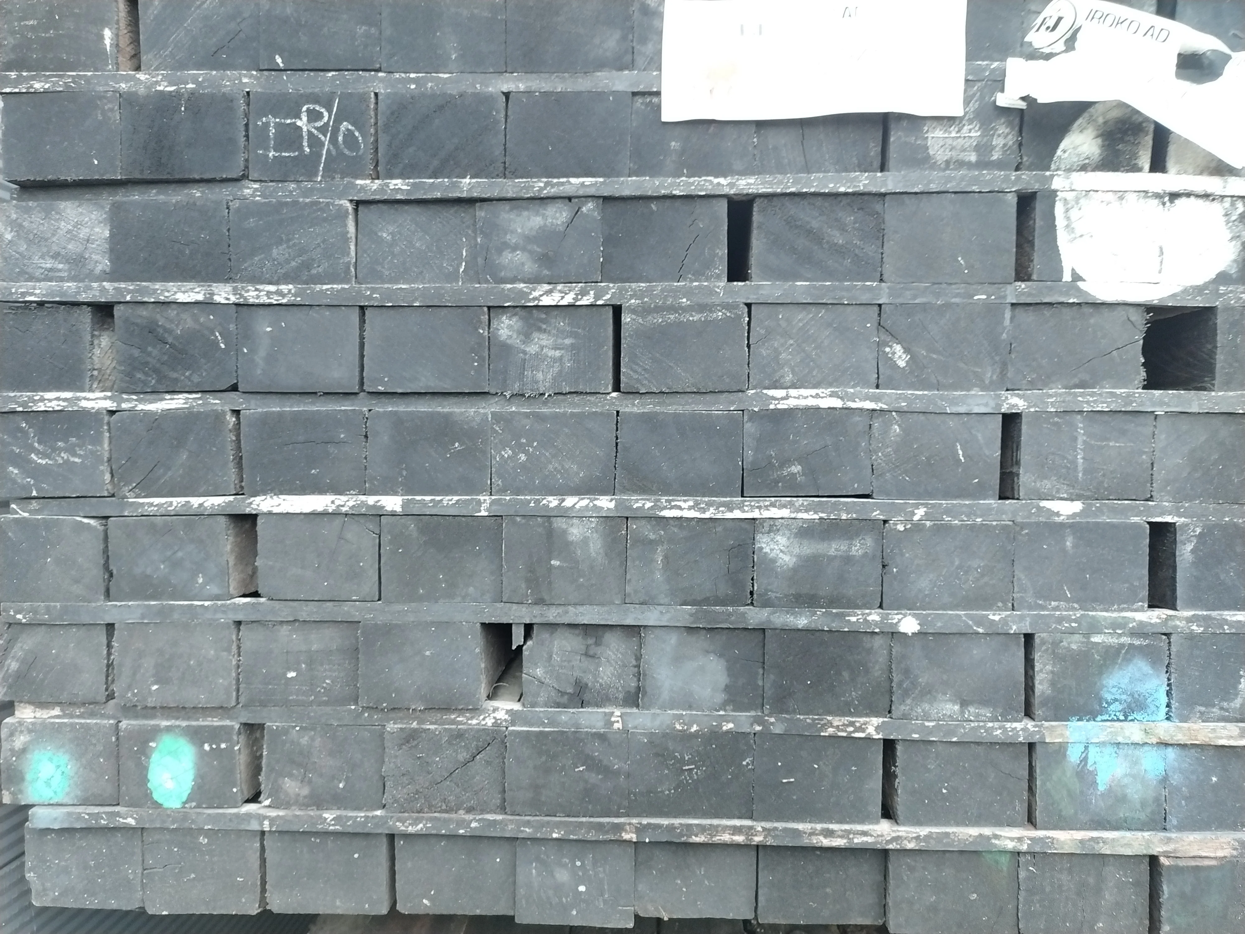 Poutre iroko classe 3 - 75x105 - L=2,15m - Image 3