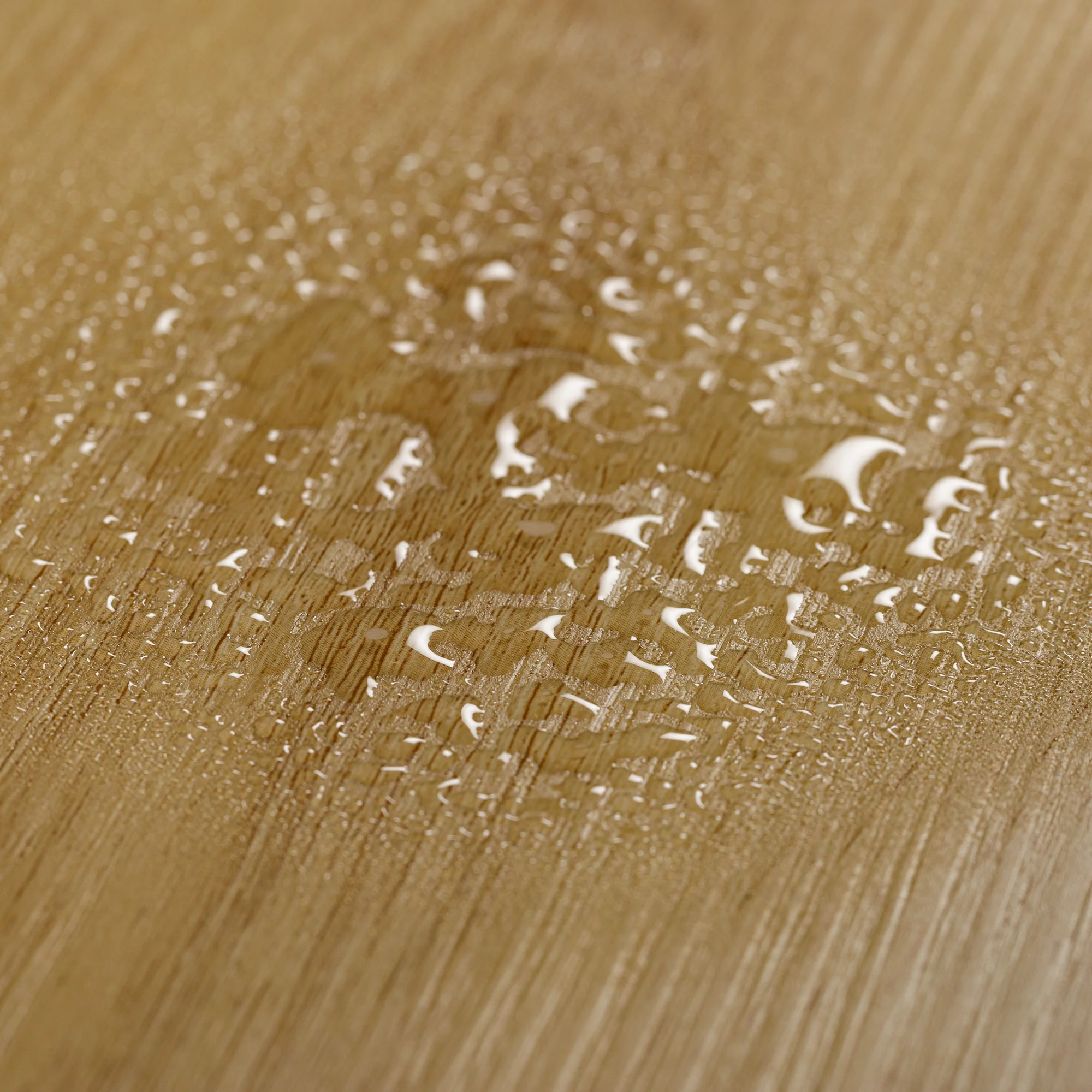 Sol PVC-SPC clipsable Chene clair - usage résidentiel - sous-couche intégrée - 1220 x 180 × 4.5mm sous-couche intégrée - Image 4