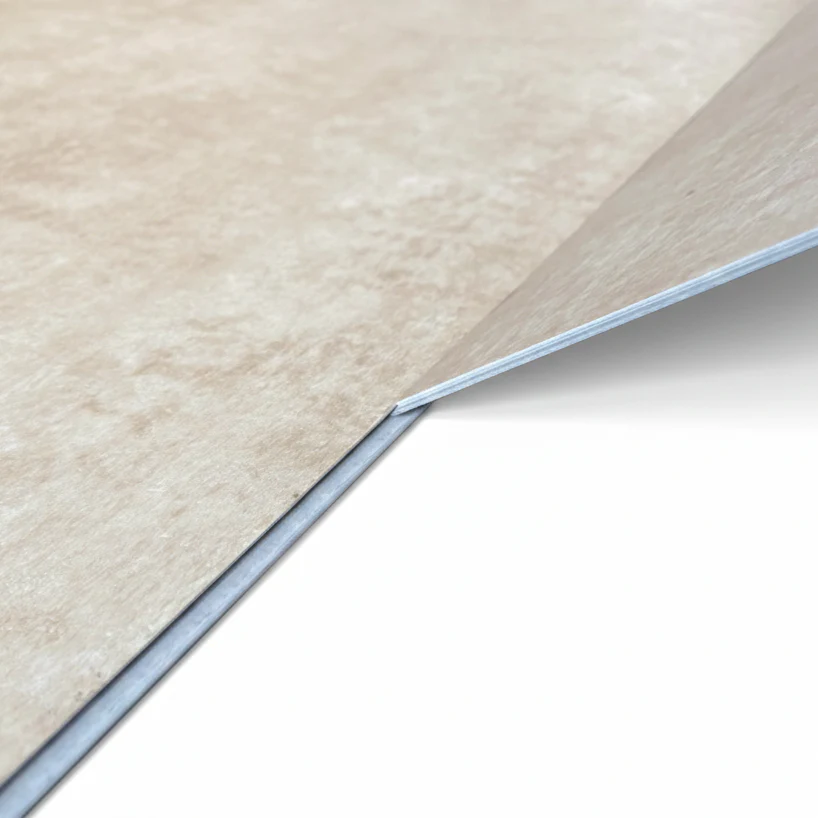 Sol PVC-SPC imitation carrelage Pierre Naturelle - 610 x 305 × 5.0mm sous-couche intégrée - Image 5
