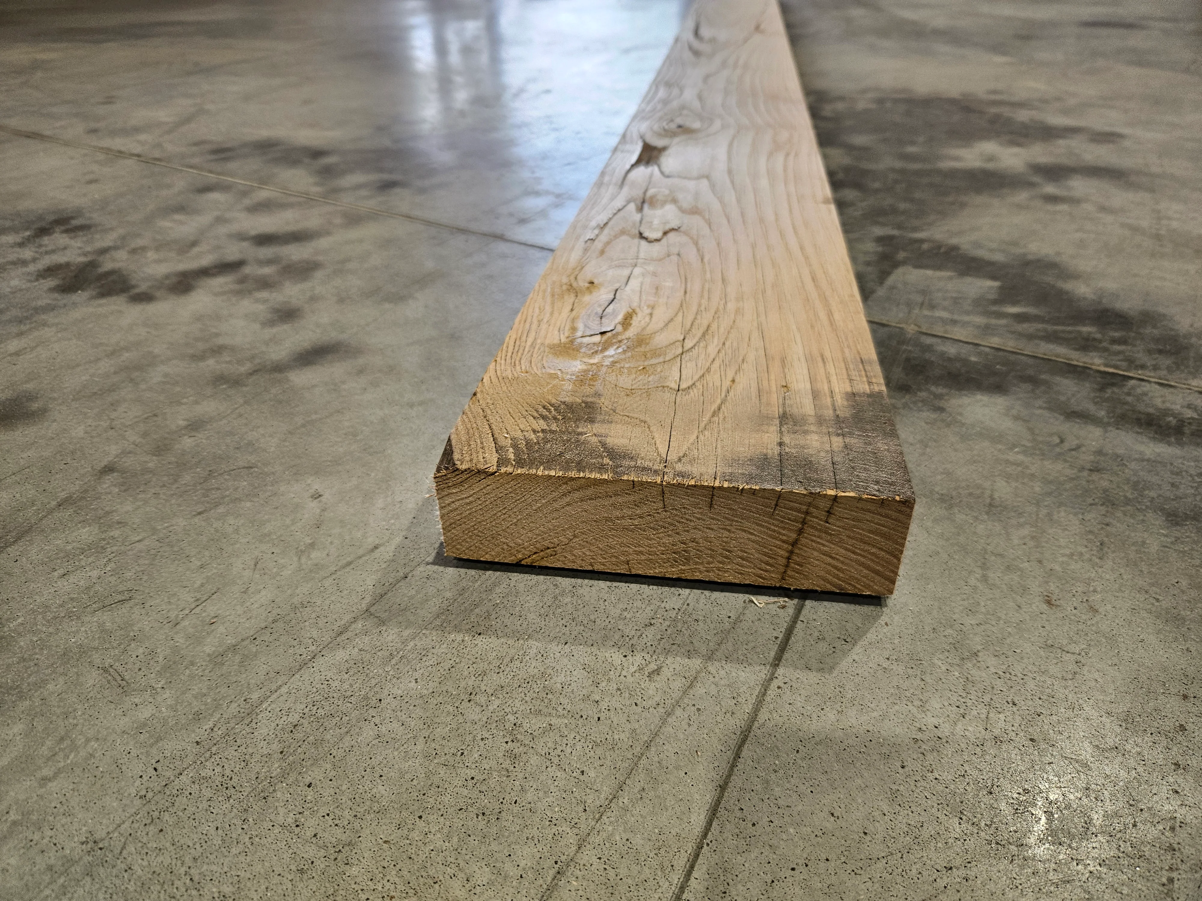 Solive chêne / châtaigner bois massif - 45 x 170 - L=2.4m (raboté 4 faces) - Image 2