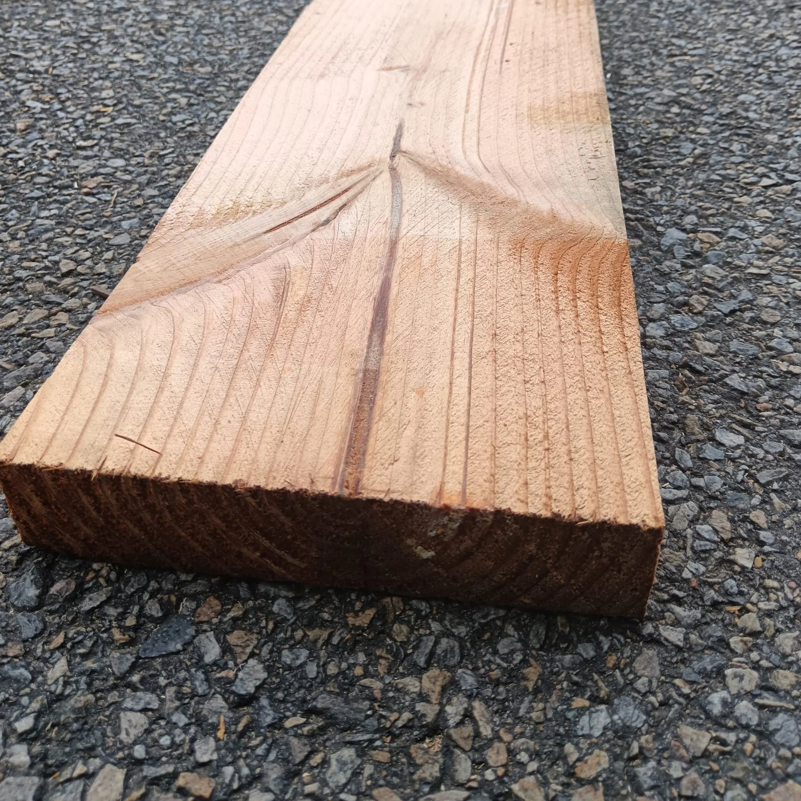 Solive douglas - 44x208 - L=4m (déclassé - ne pas utiliser en structurel)