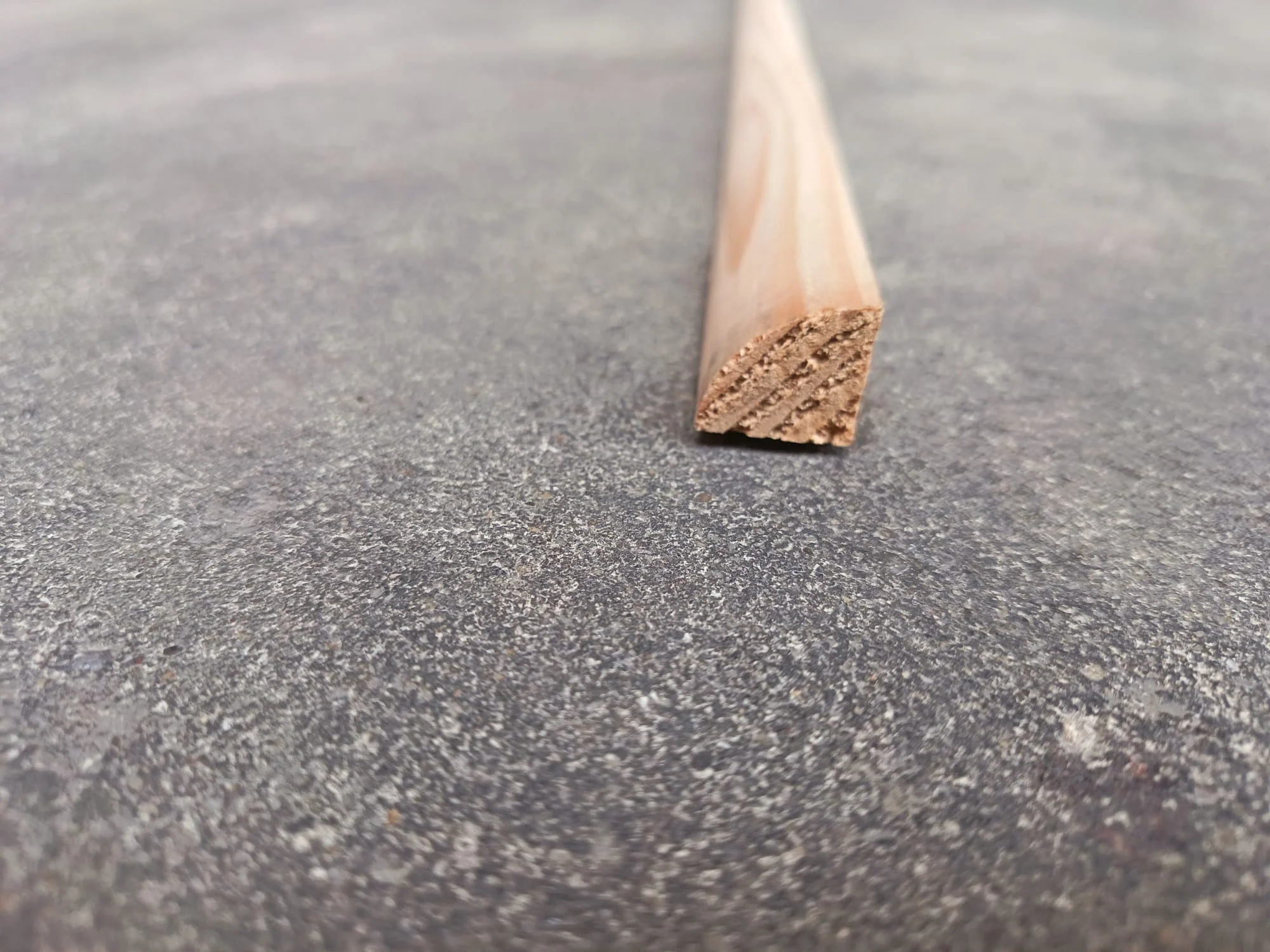 1/4 Rond sapin - 23x23 - L=2,5m - Image 3