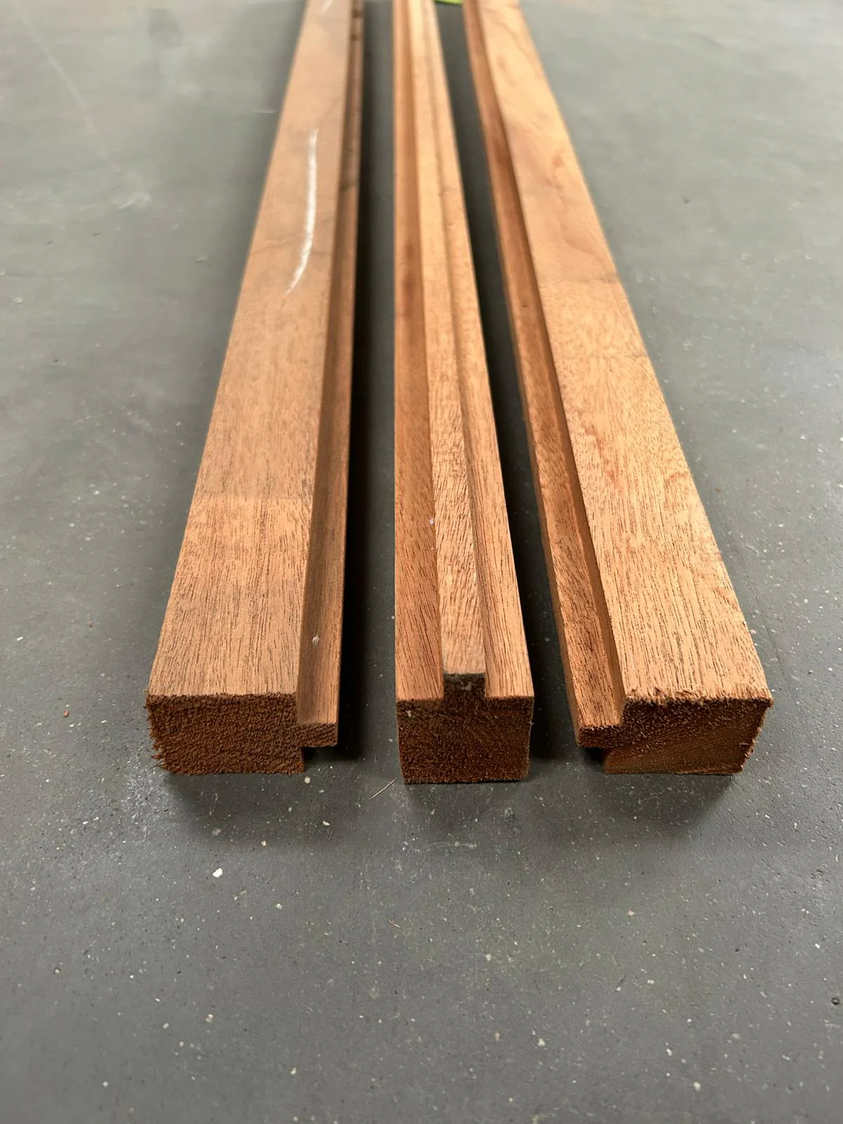 Tasseau bois exo Acajou classe 2 - 35x48 - L=1m - Image 4