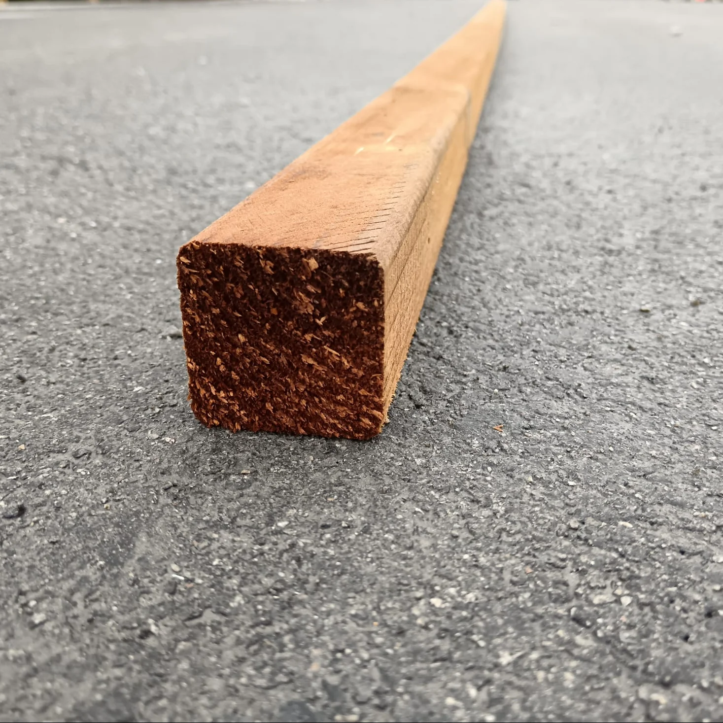 Tasseau pin marron classe 4 - 45x45 - L=4m