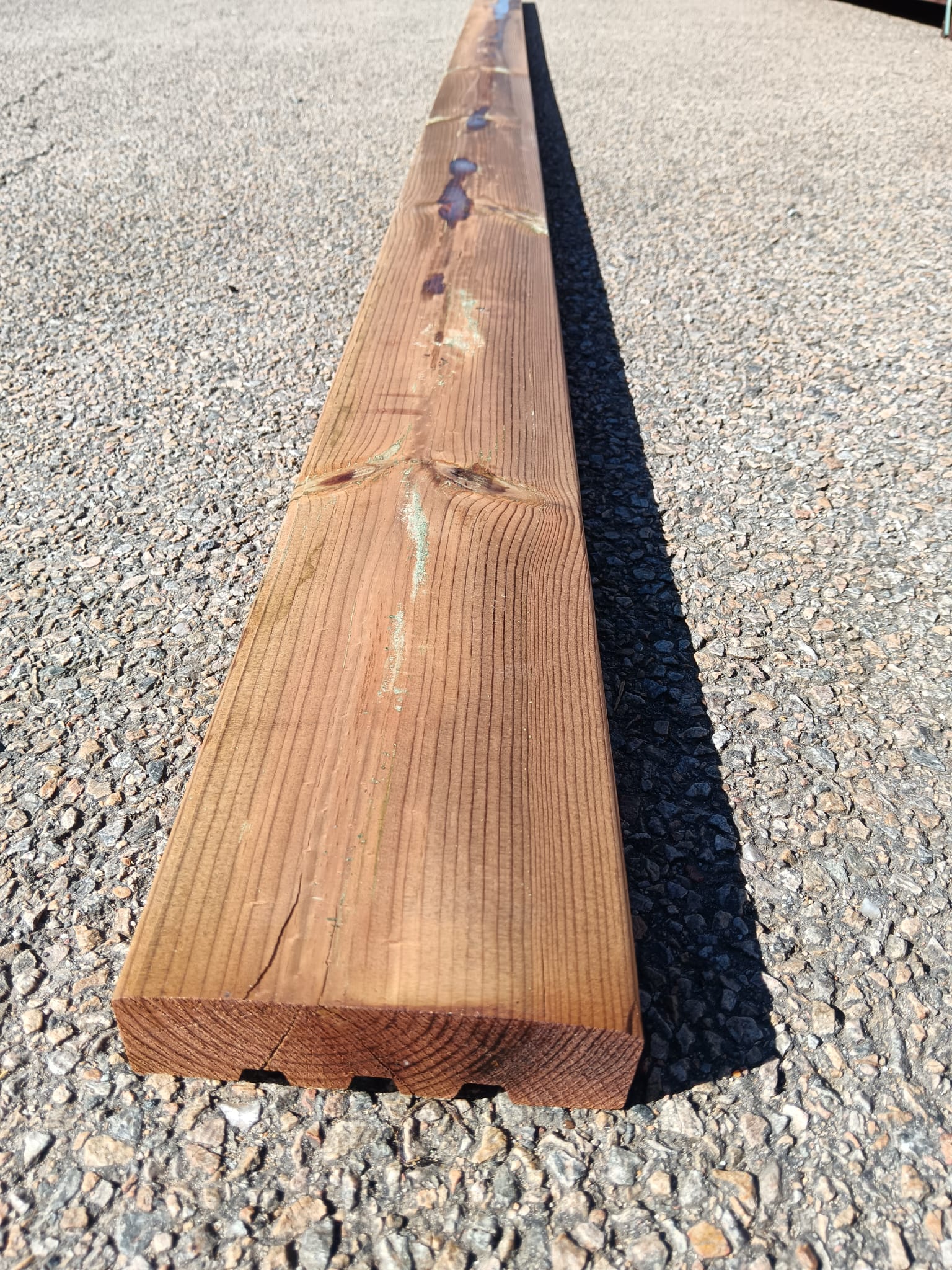 Terrasse pin classe 4 marron (profil Rio) - 46x145 - L=4m - Image 3